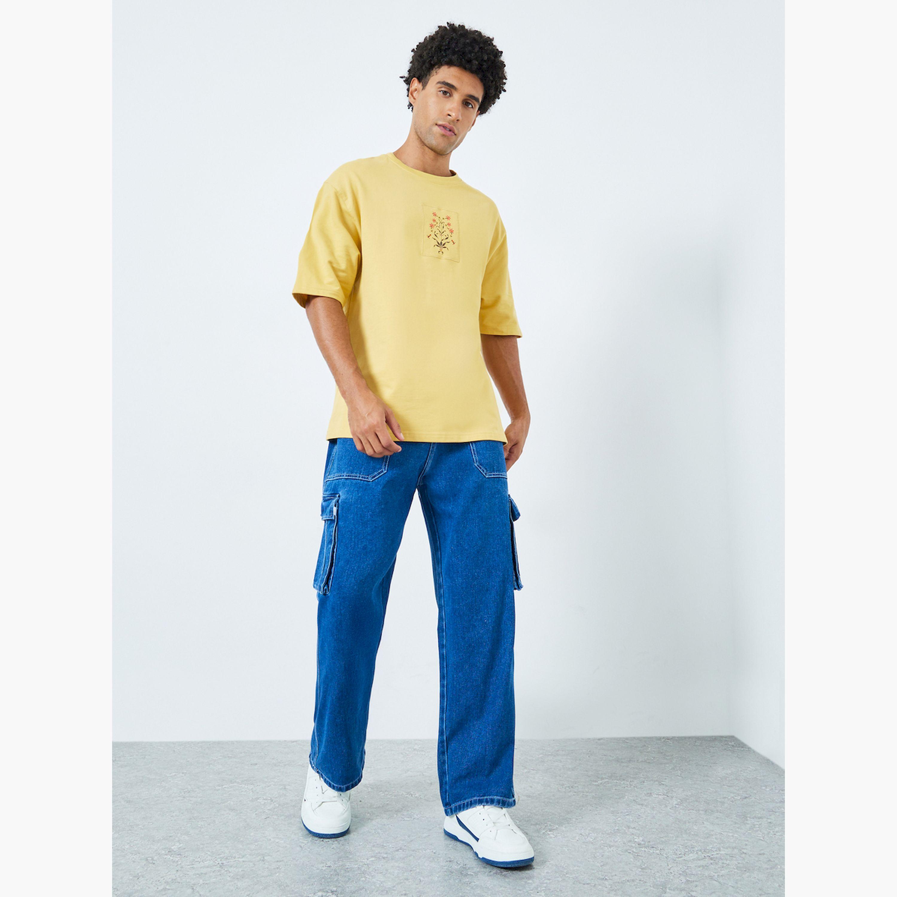 تيشيرت واسع بطبعة زهور بارزة-men-clothing-tshirtsandpolos-tshirts-image-2