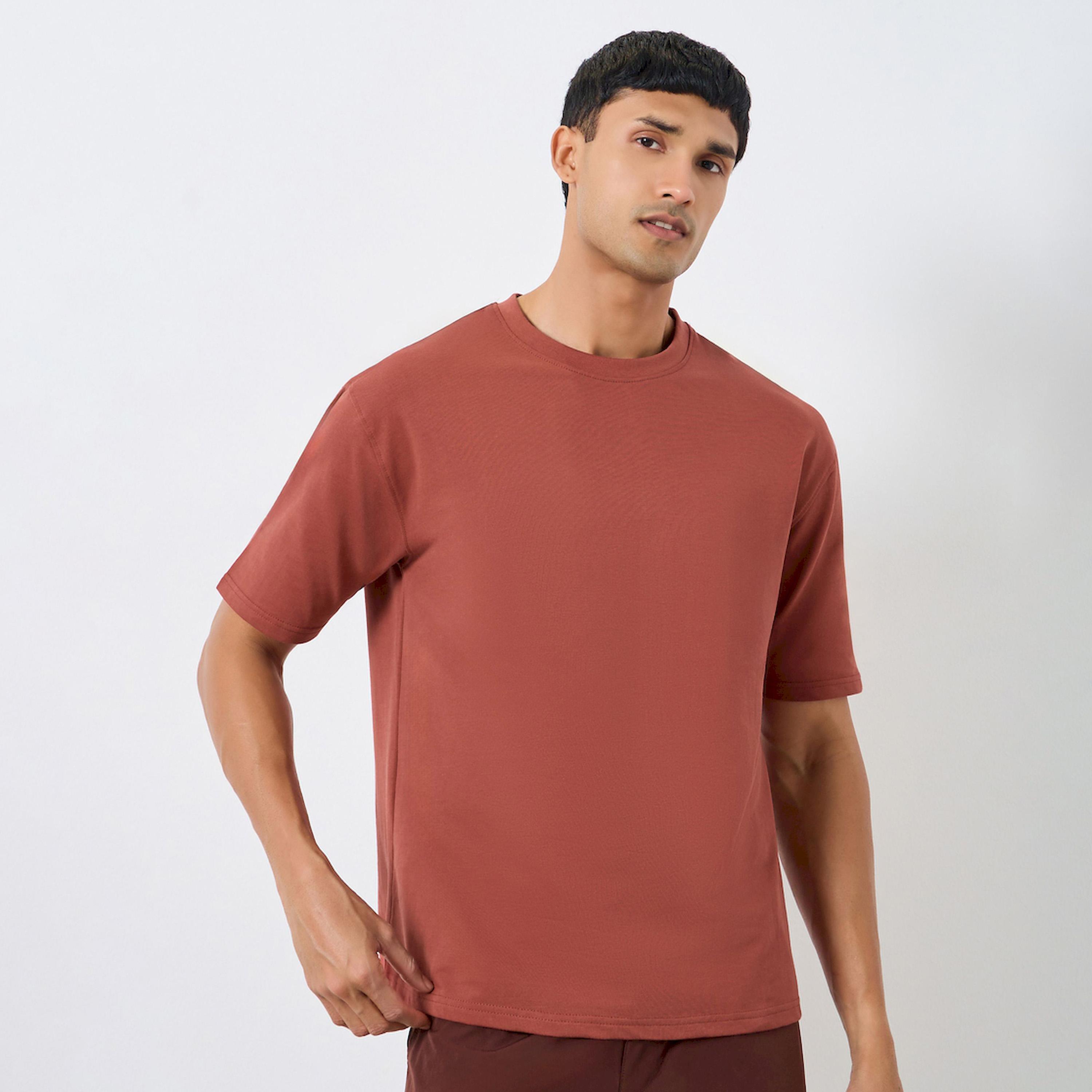 تيشيرت جرافيك وقصة واسعة-men-clothing-tshirtsandpolos-tshirts-image-4