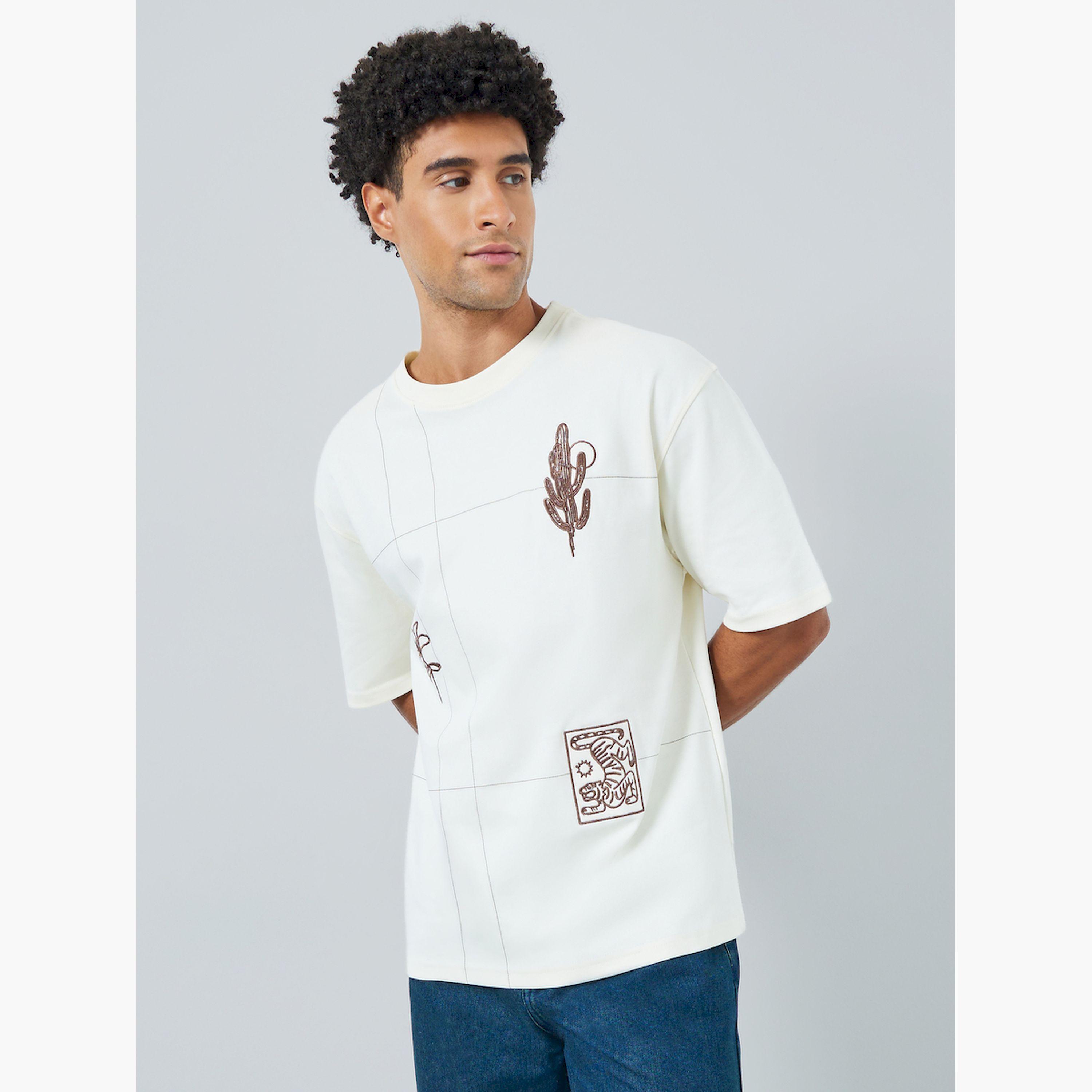 تيشيرت واسع مطرز-men-clothing-tshirtsandpolos-tshirts-image-1