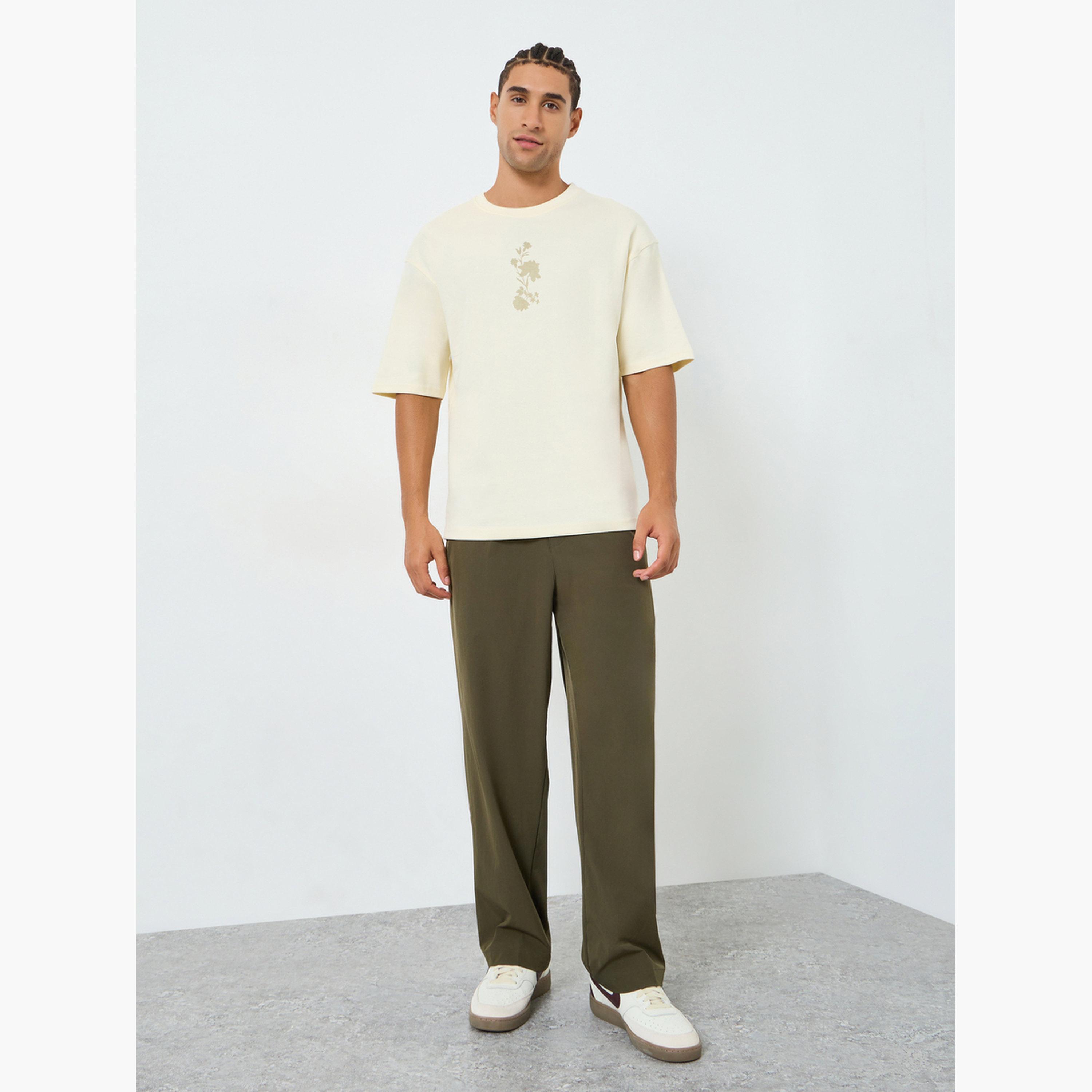 تيشيرت واسع بطبعة جرافيك زهور-men-clothing-tshirtsandpolos-tshirts-image-2