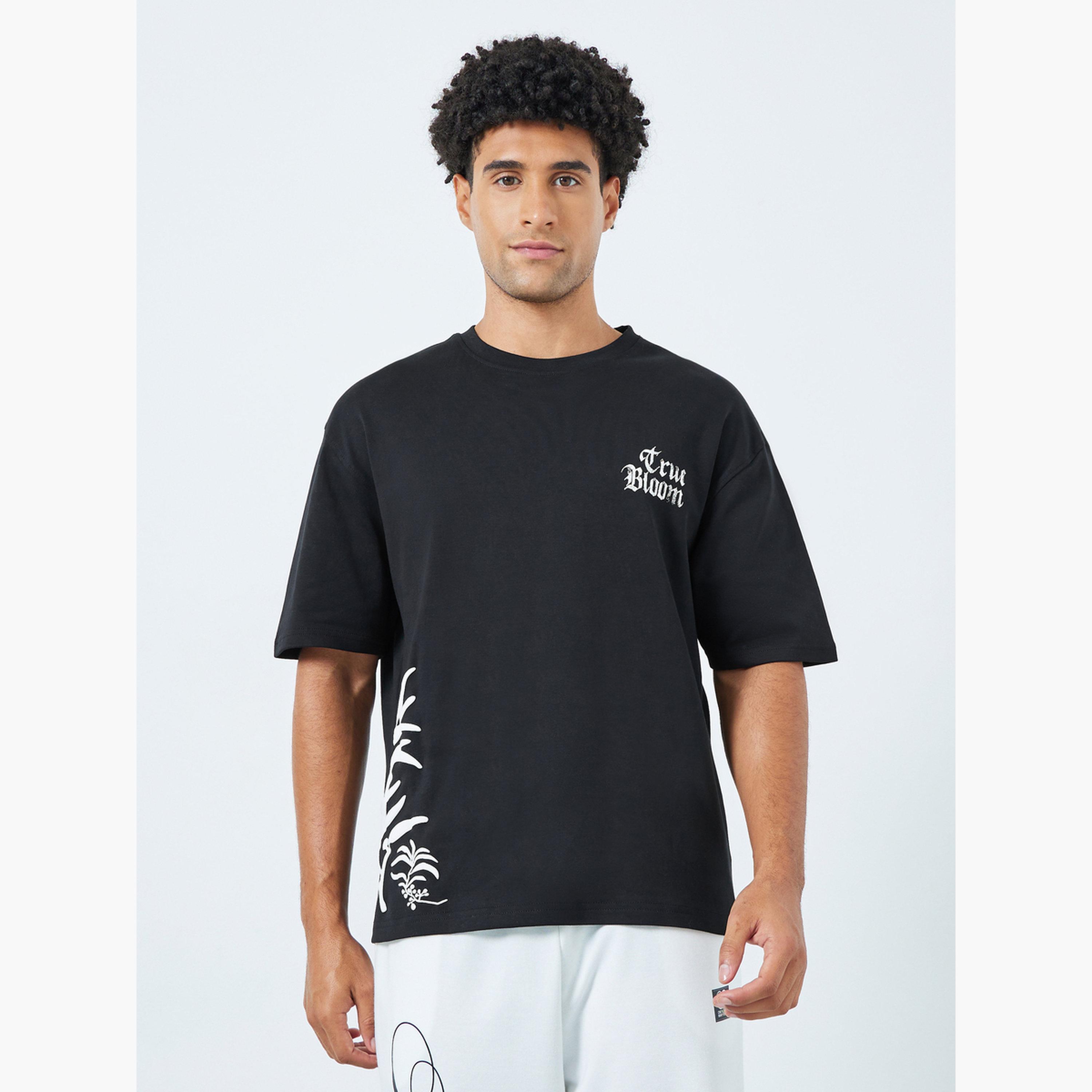 تيشيرت واسع بطبعة أوراق شجر جرافيك-men-clothing-tshirtsandpolos-polos-image-1