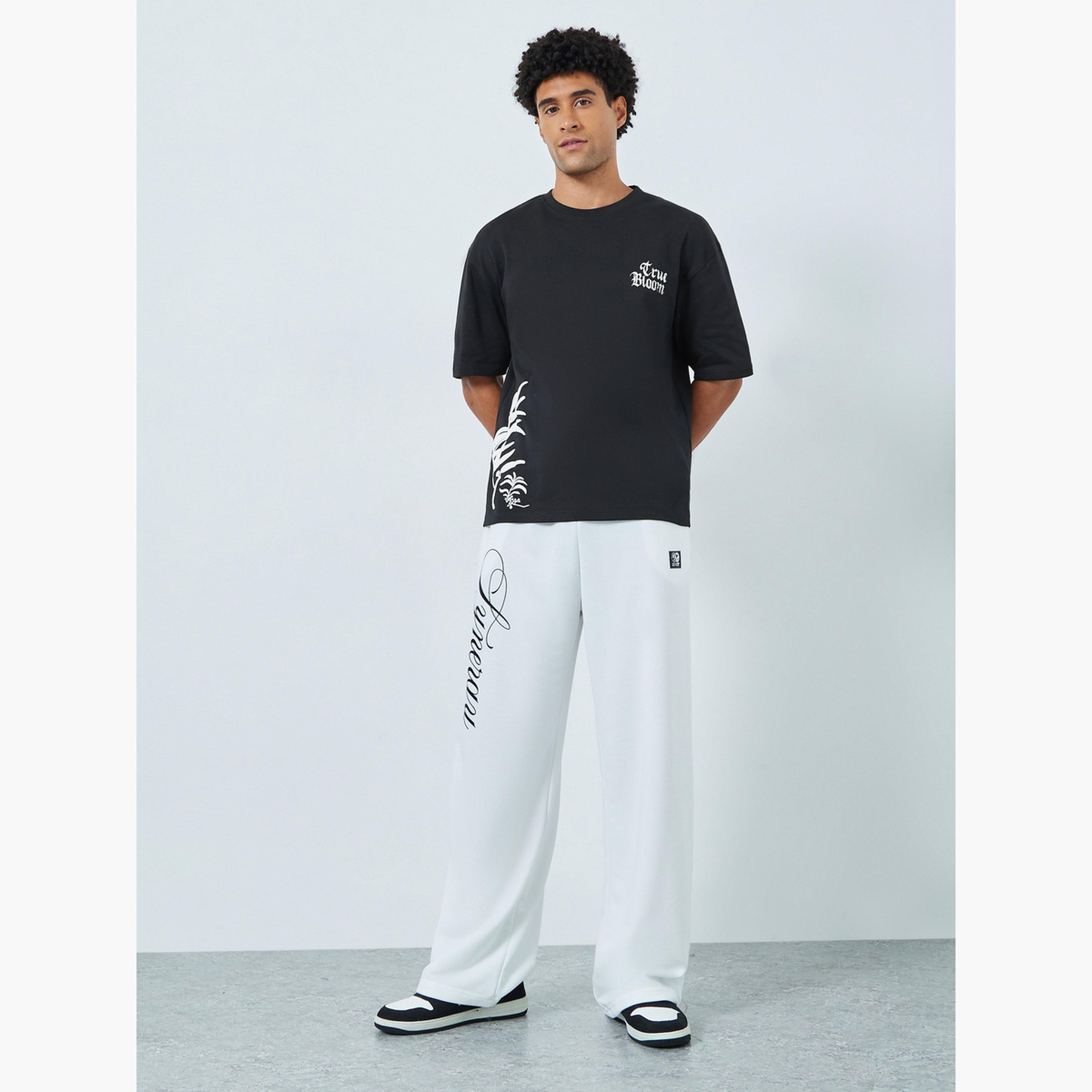 تيشيرت واسع بطبعة أوراق شجر جرافيك-men-clothing-tshirtsandpolos-polos-image-2