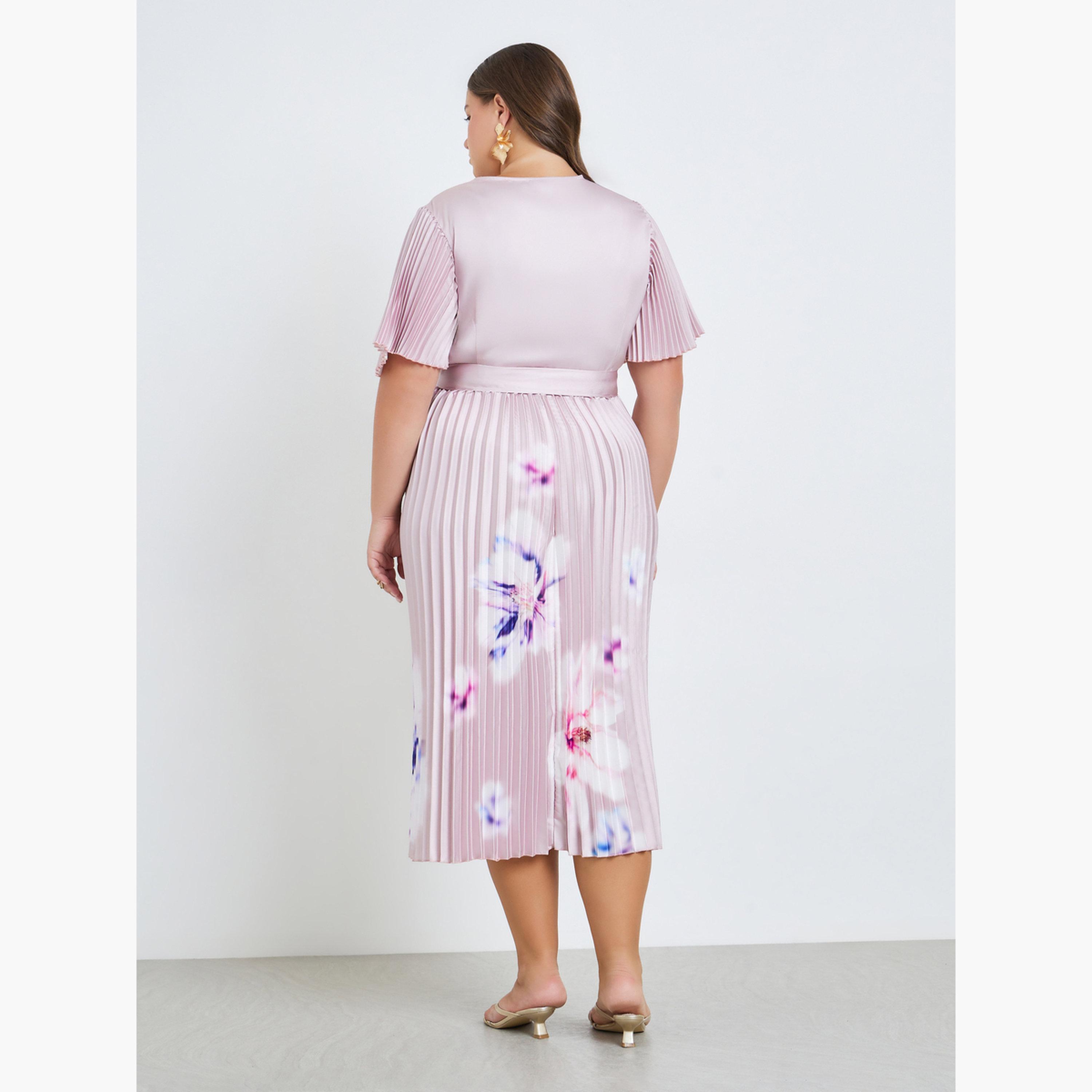 فستان ميدي مقاس كبير بنمط لف وبكسرات وطبعة زهور-women-clothing-dresses-image-3
