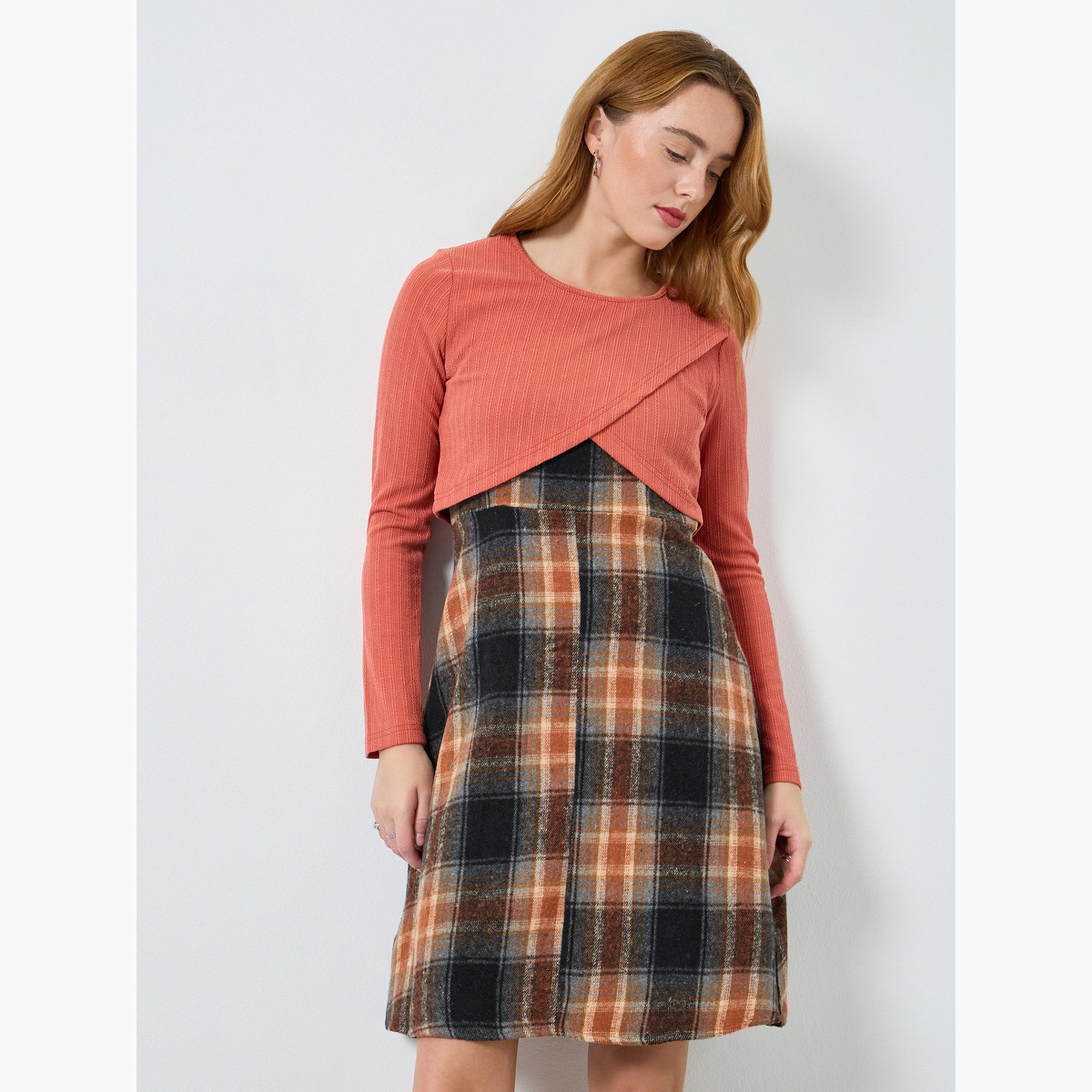 طقم كارديغان محبوك وفستان كامي بنقشة مربعات-women-clothing-coordsets-image-1