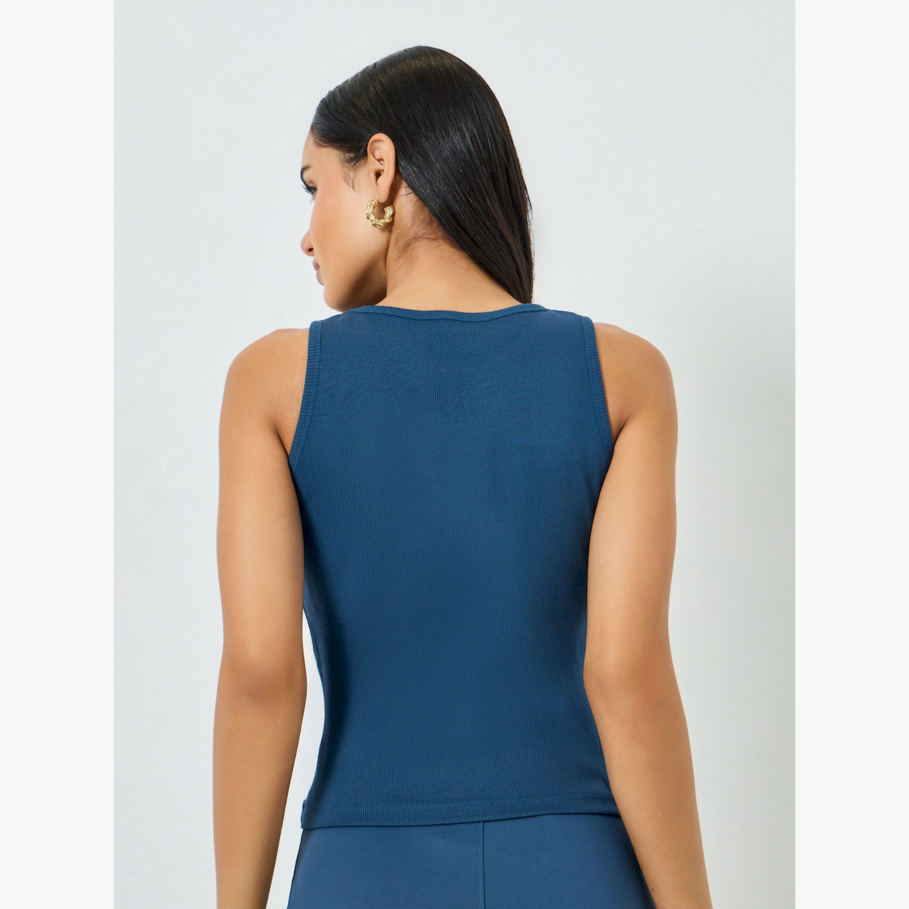تيشيرت مضلع ضيق وتفاصيل شعار-women-clothing-tshirts-image-4