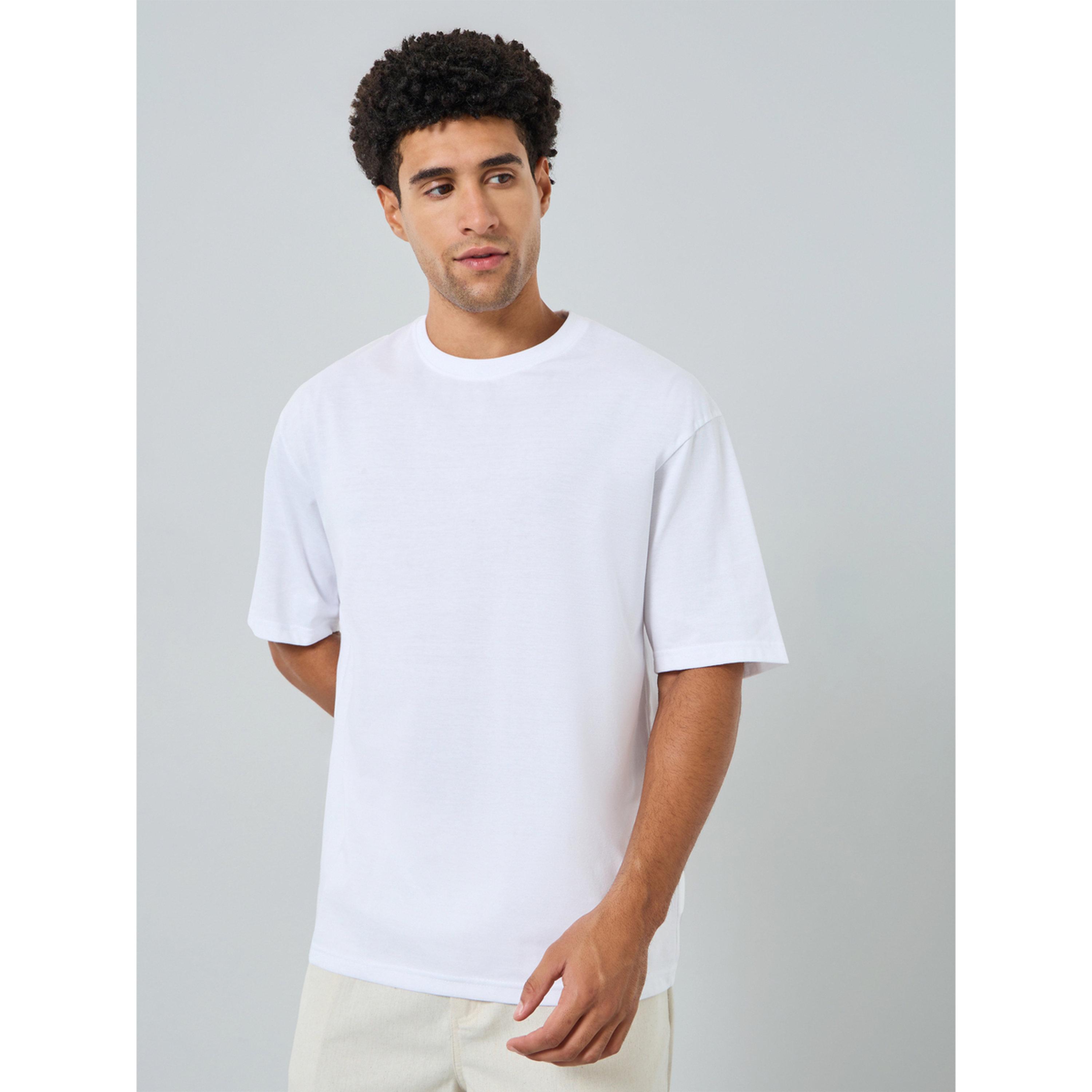 تيشيرت واسع بطبعة جرافيك وياقة مستديرة-men-clothing-tshirtsandpolos-tshirts-image-1