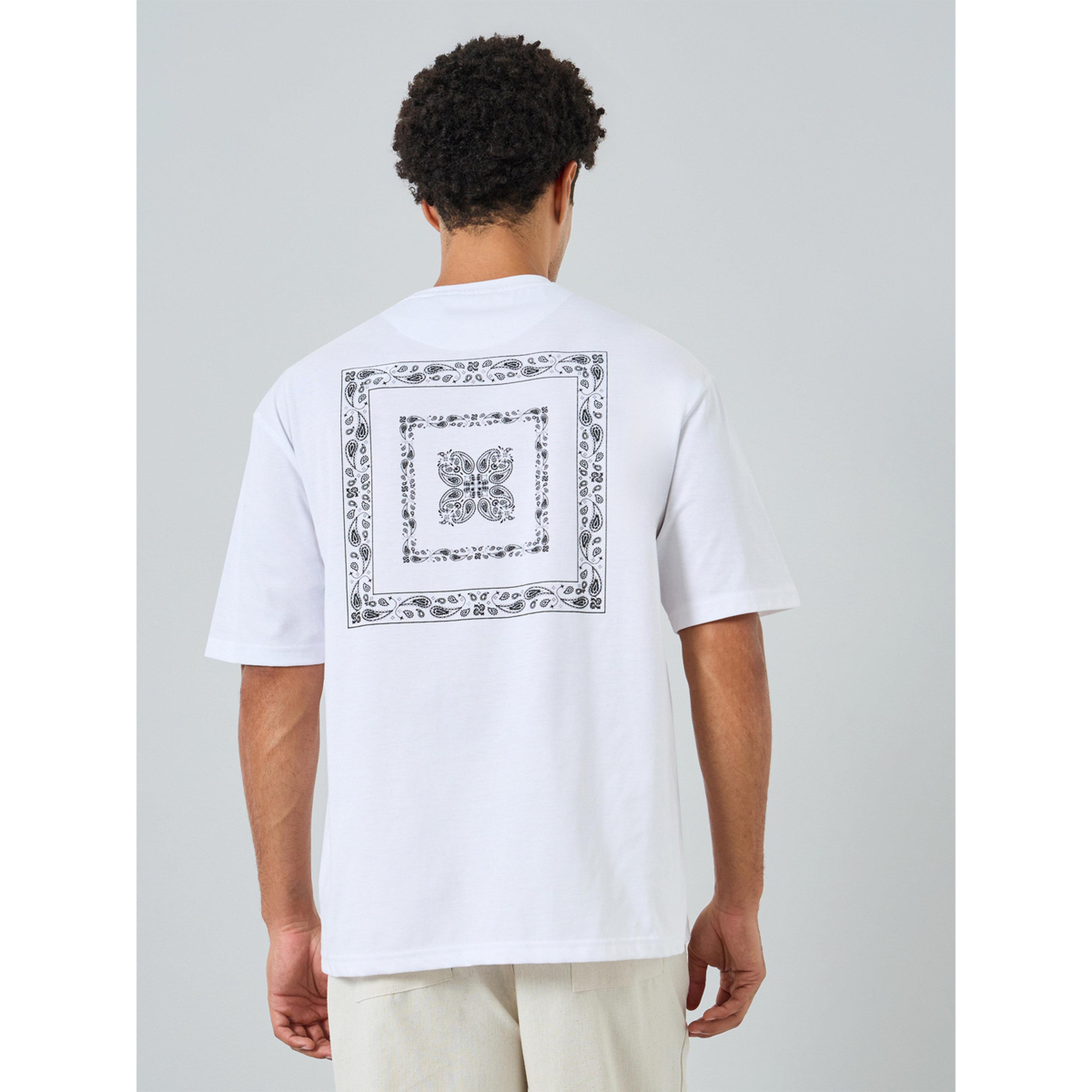 تيشيرت واسع بطبعة جرافيك وياقة مستديرة-men-clothing-tshirtsandpolos-tshirts-image-5