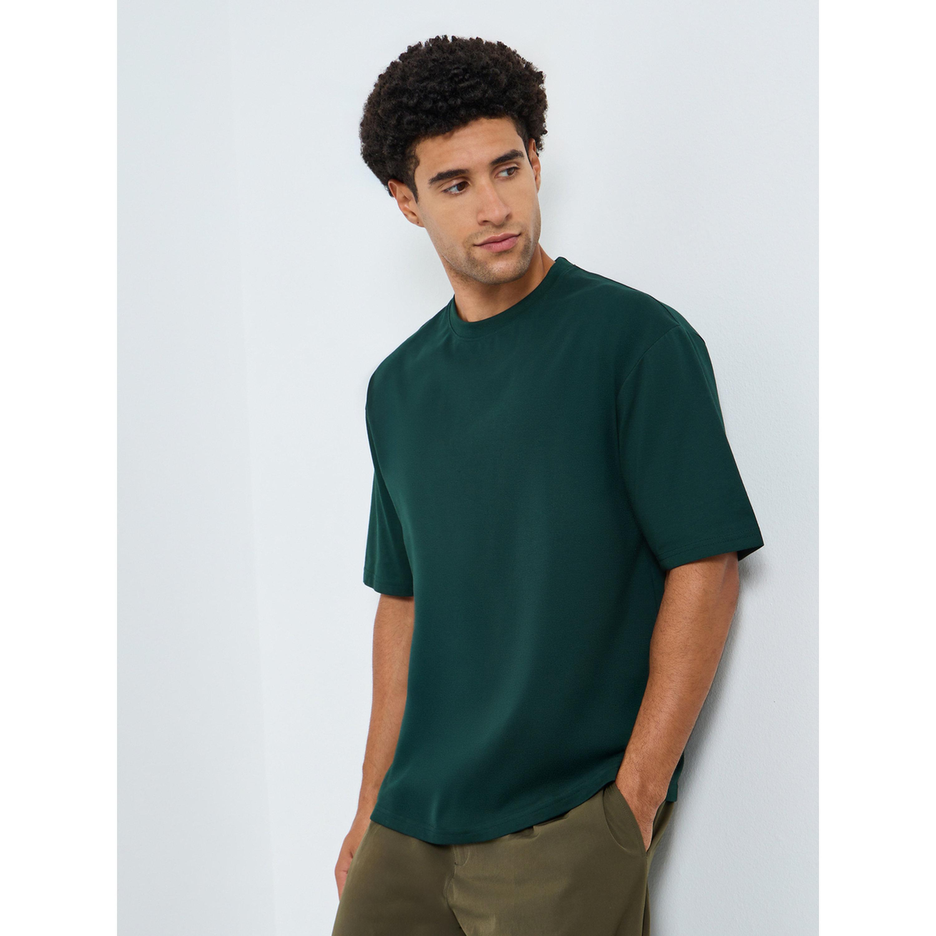 تيشيرت بمقاس كبير بطبعة جرافيك-men-clothing-tshirtsandpolos-tshirts-image-1