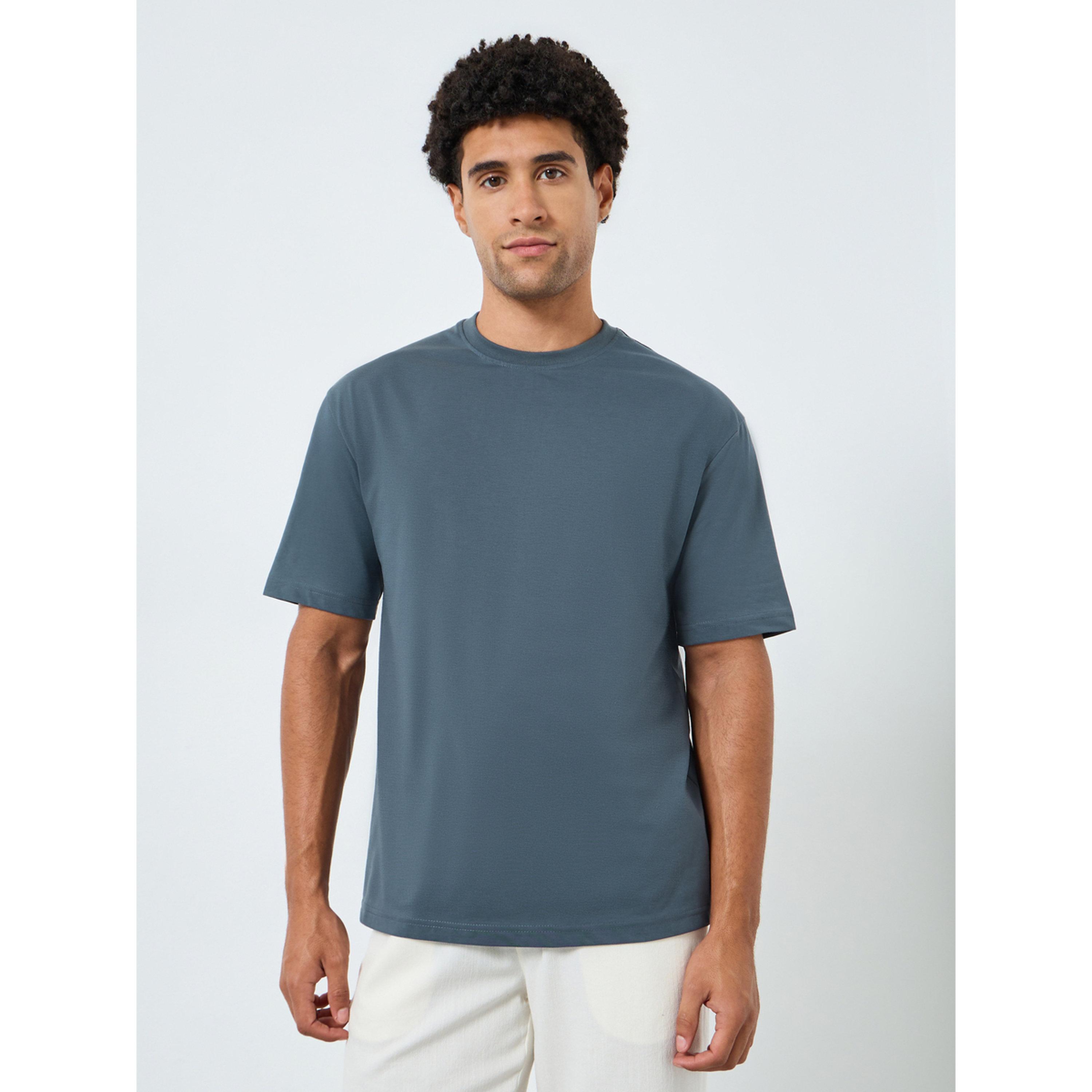 تيشيرت بمقاس كبير بطبعة جرافيك-men-clothing-tshirtsandpolos-tshirts-image-1