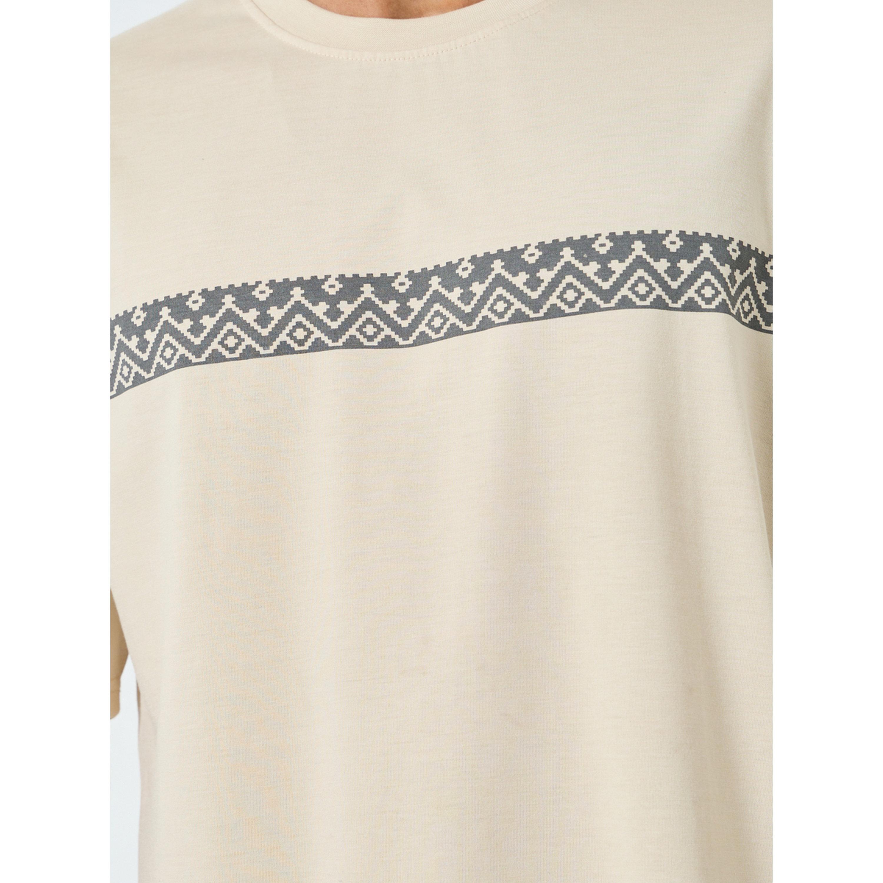 تيشيرت واسع بطبعة خطوط-men-clothing-tshirtsandpolos-tshirts-image-4
