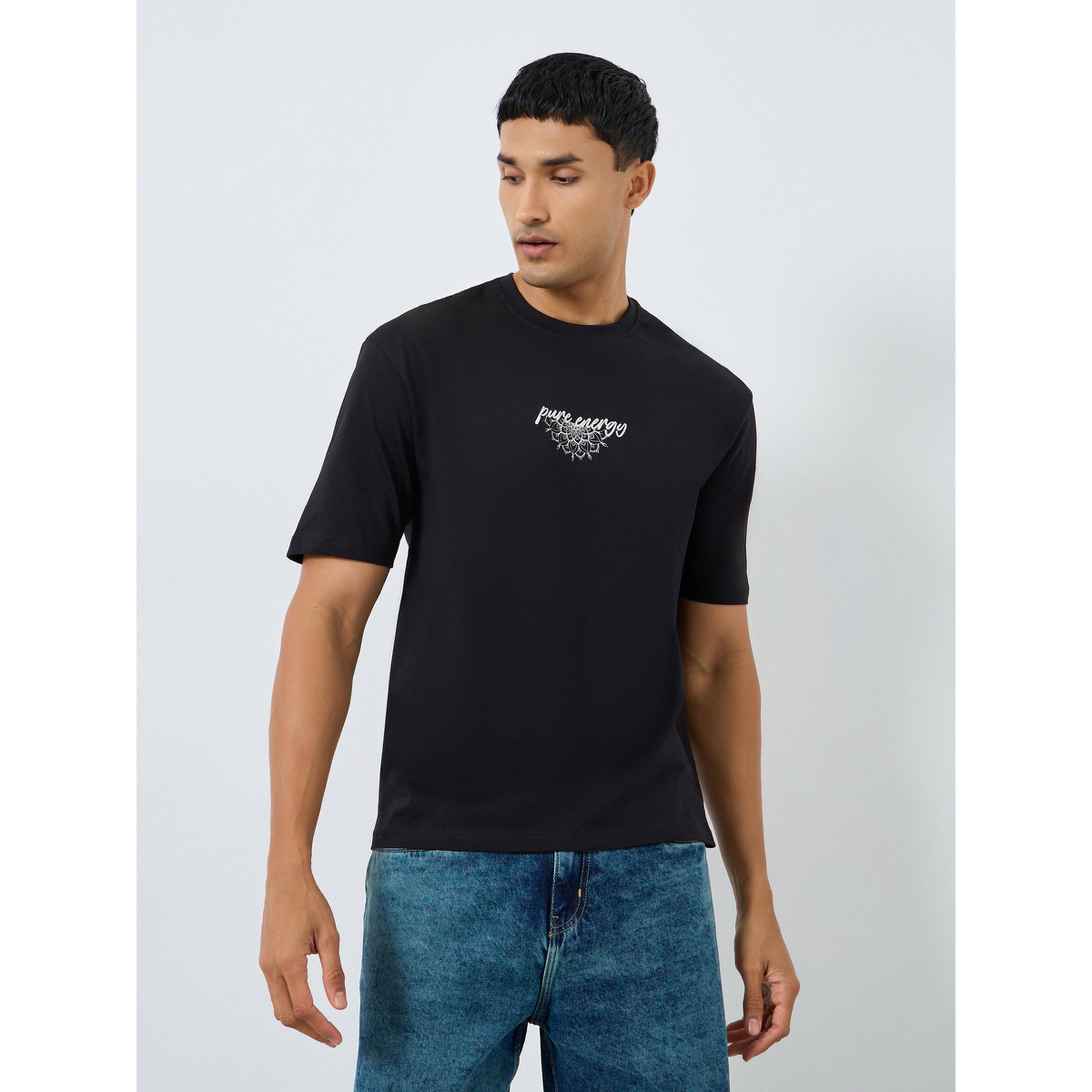 تيشيرت بأكمام قصيرة وطبعة جرافيك-men-clothing-tshirtsandpolos-tshirts-image-1