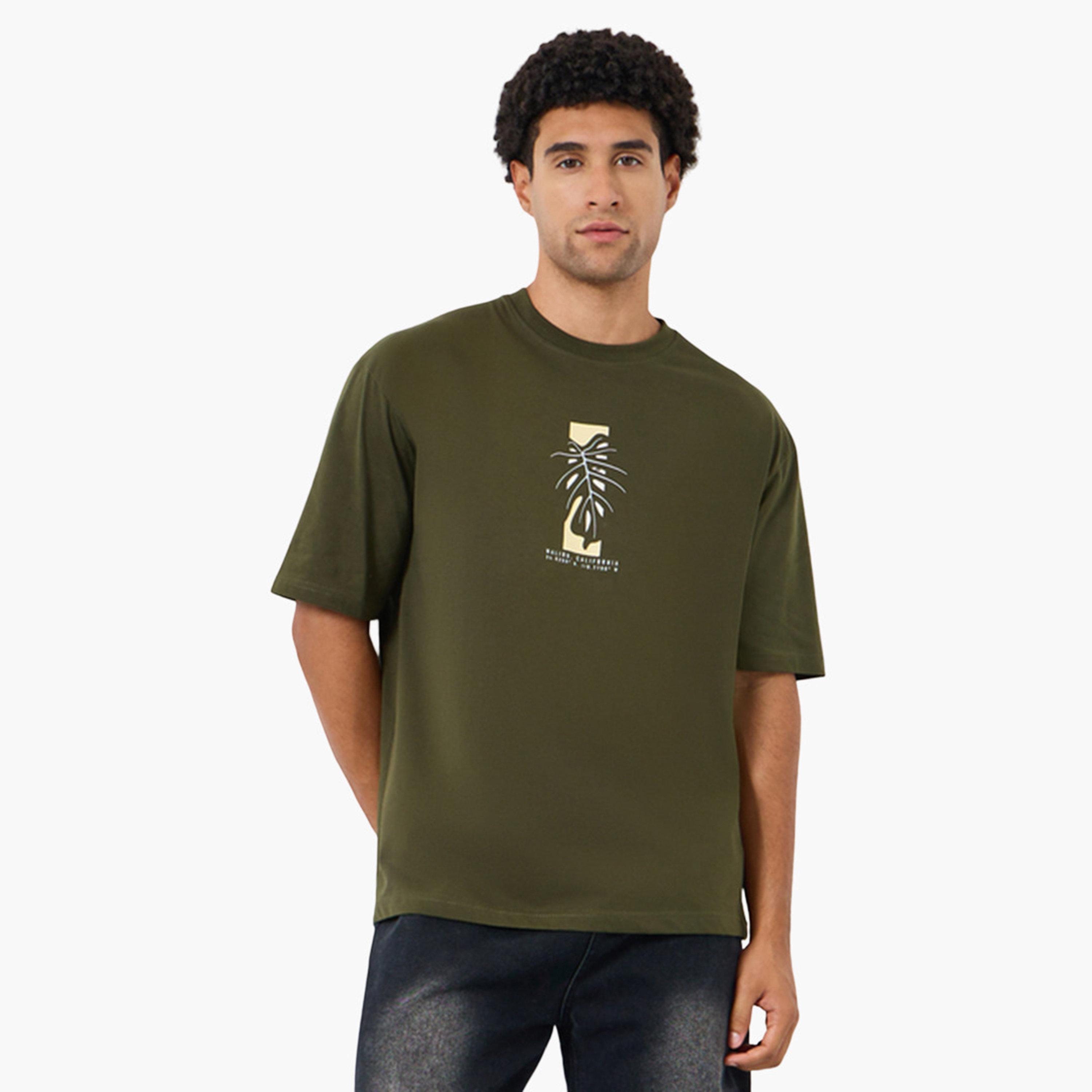 Styli Men Green Graphic Print Oversized T-Shirt-men-clothing-tshirtsandpolos-tshirts-image-1