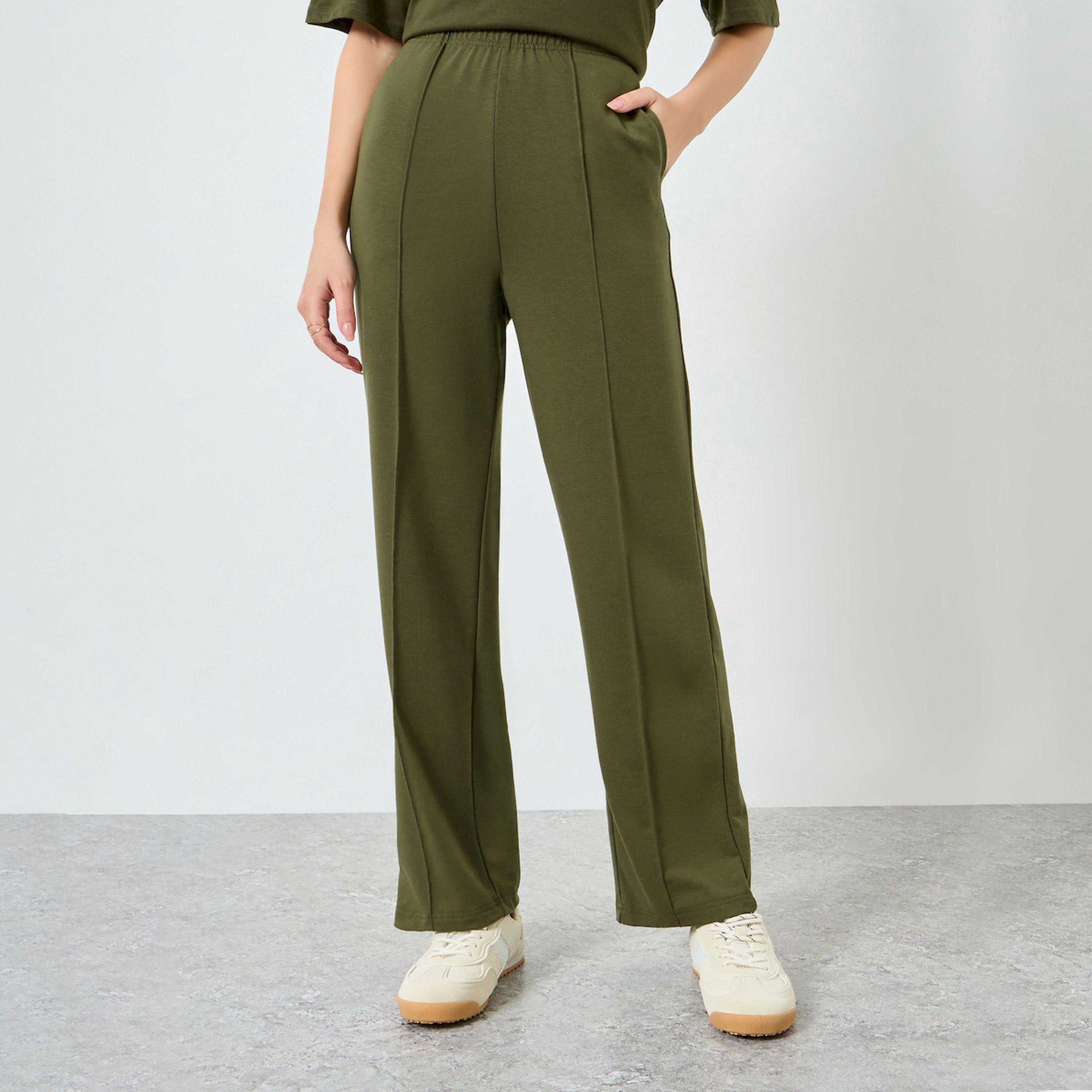 جوغر بأرجل واسعة وتفاصيل محزوزة-women-clothing-bottoms-joggers-image-1