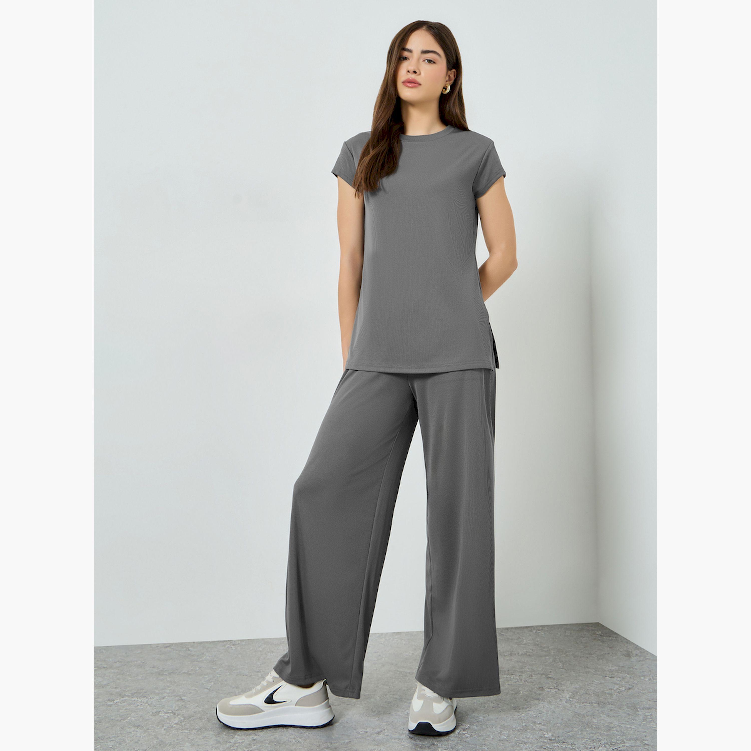 بنطال جوغر مضلع بأرجل واسعة-women-clothing-bottoms-joggers-image-5