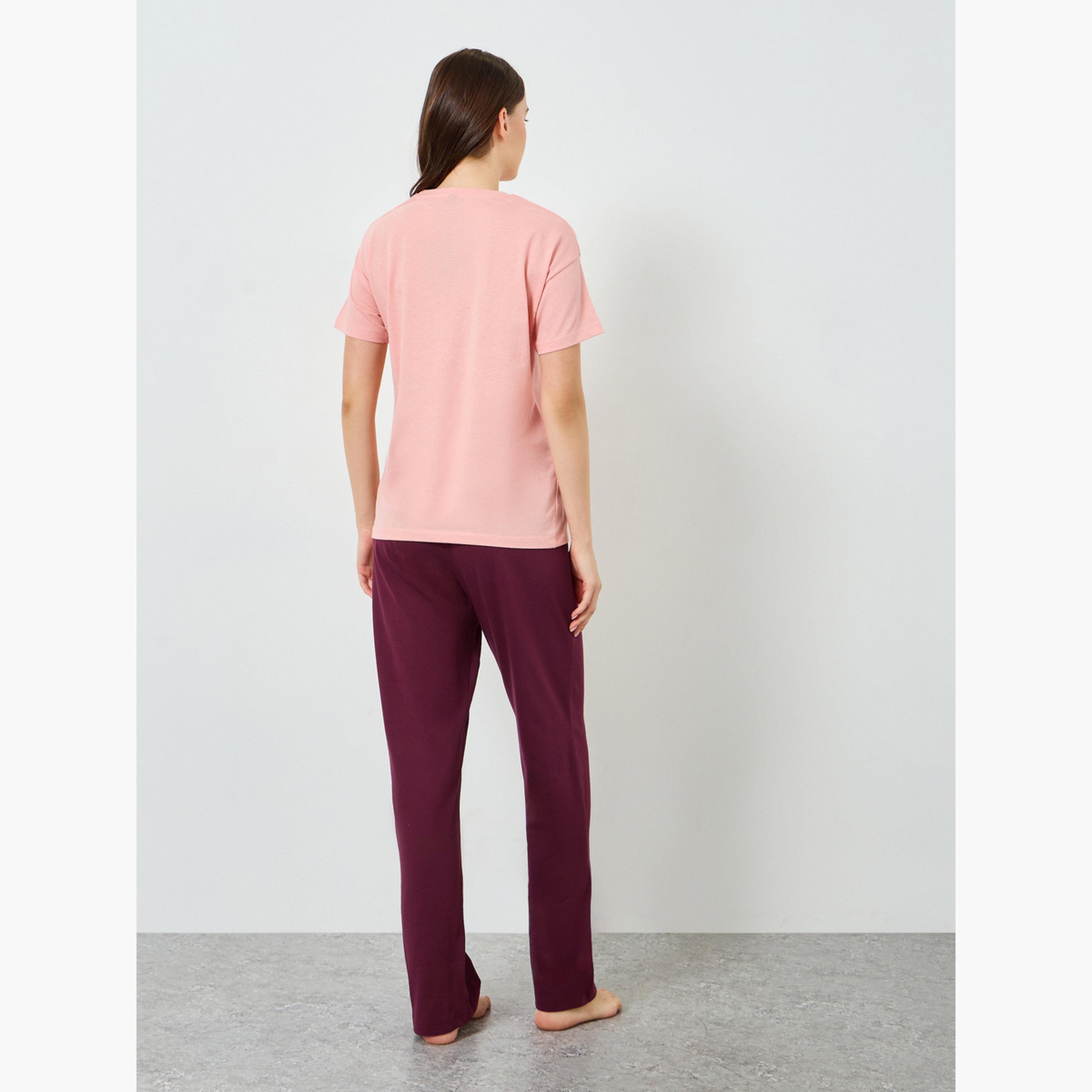 طقم بيجاما من بلوزة بطبعة جيب وبنطال-women-clothing-nightwear-pyjamas-longsets-image-6