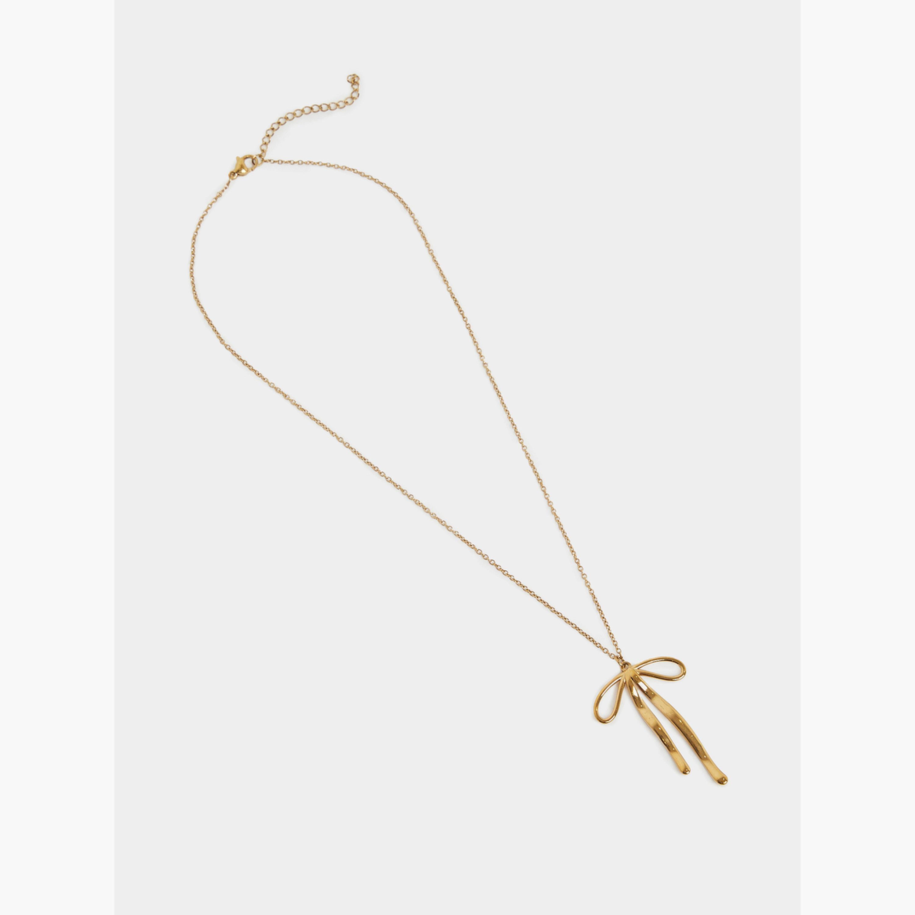 عقد بقلادة على شكل فيونكة-women-watchesandjewellery-jewellery-necklacesandpendants-image-1