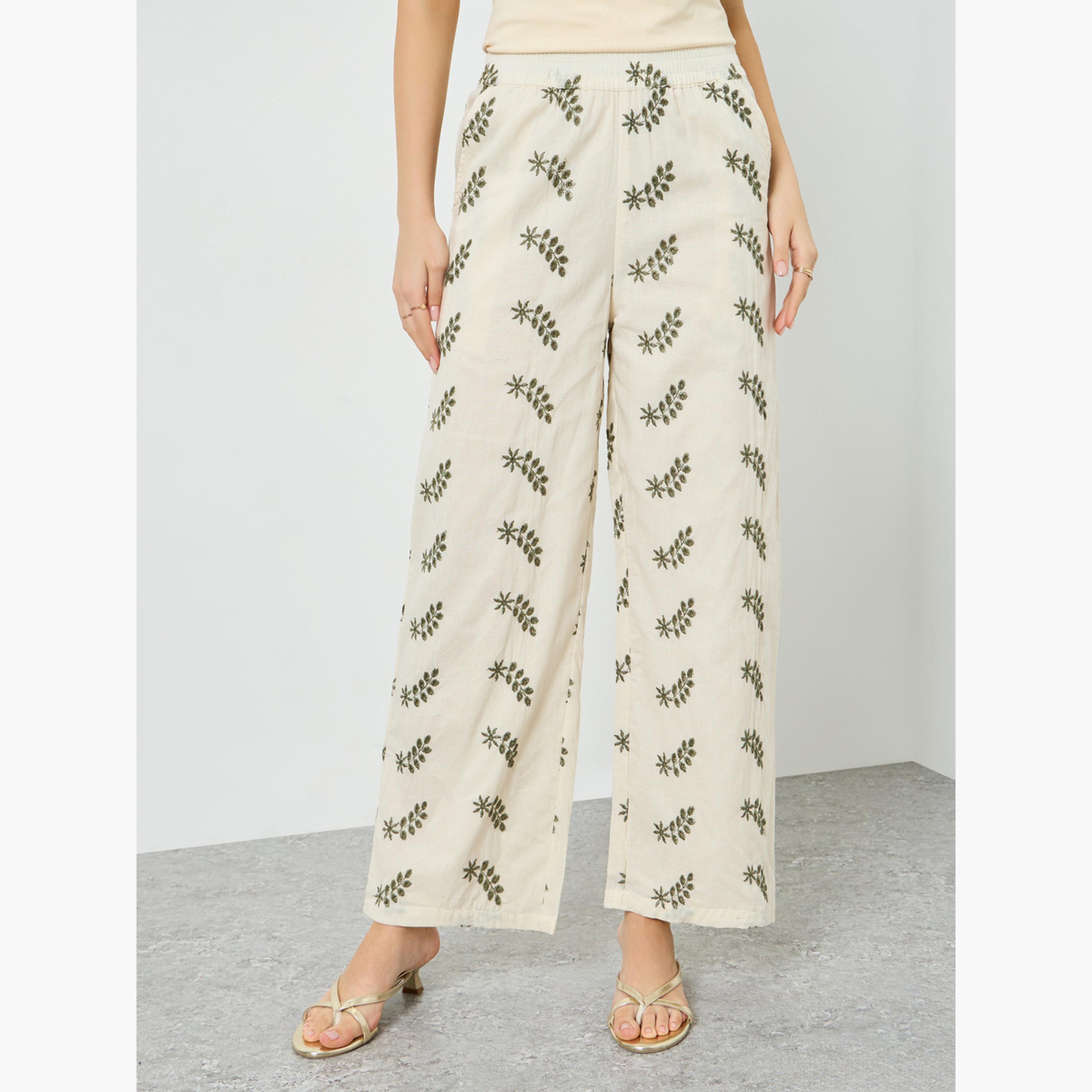 طقم مننسق من بنطال وكيمونو بتفاصيل مُطرّزة-women-clothing-coordsets-image-4