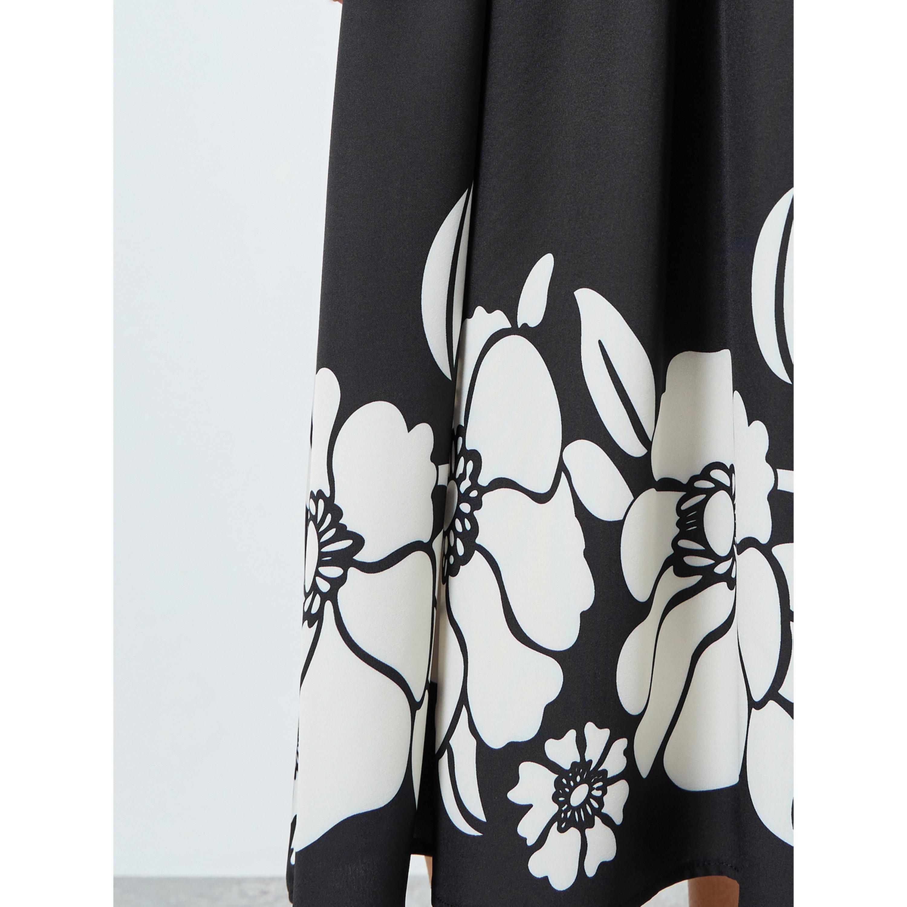 Styli Women Black Floral Print A-Line Midi Dress-women-clothing-dresses-image-5