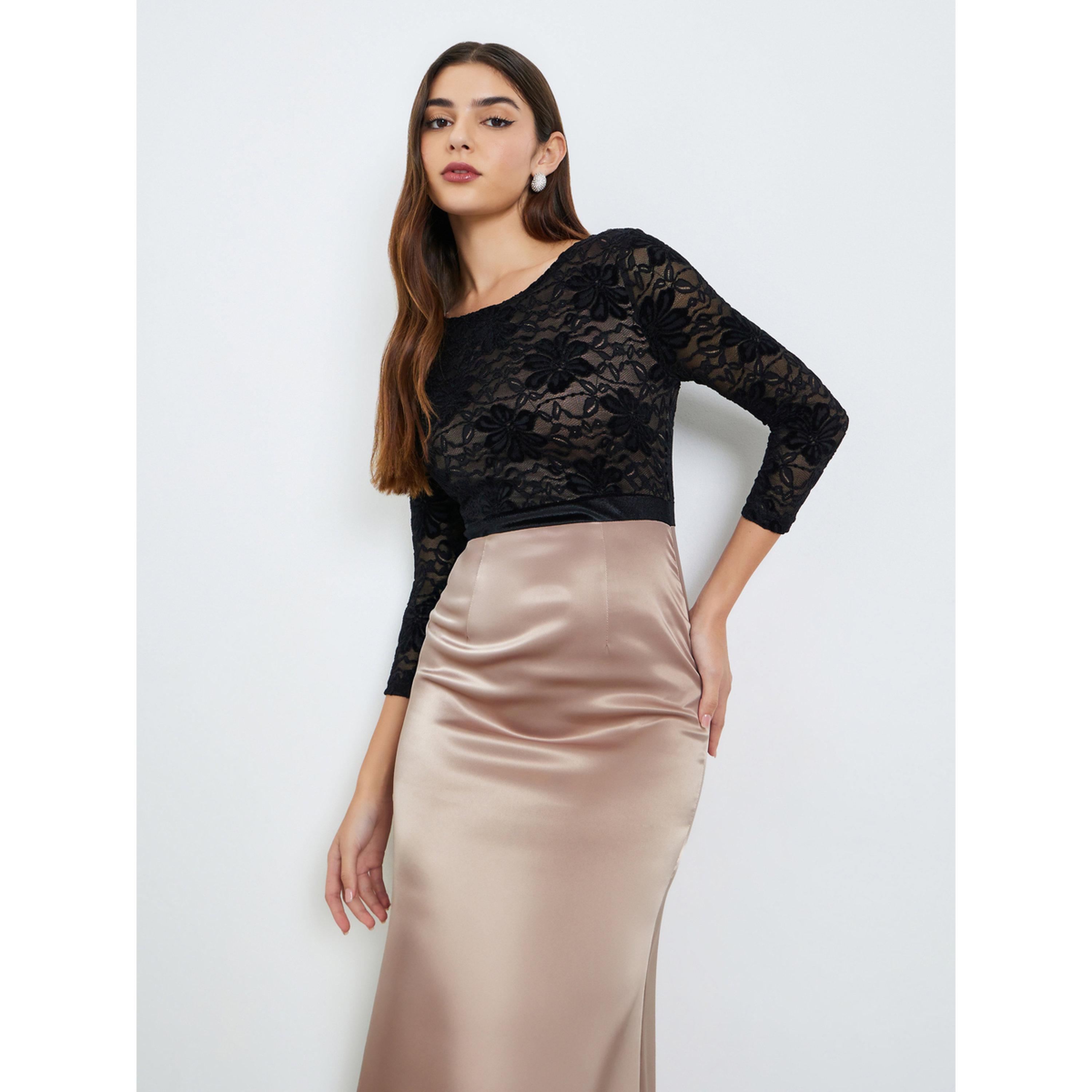 Styli Women Satin Lace 3/4 Sleeves A-Line Maxi Dress-women-clothing-dresses-image-2