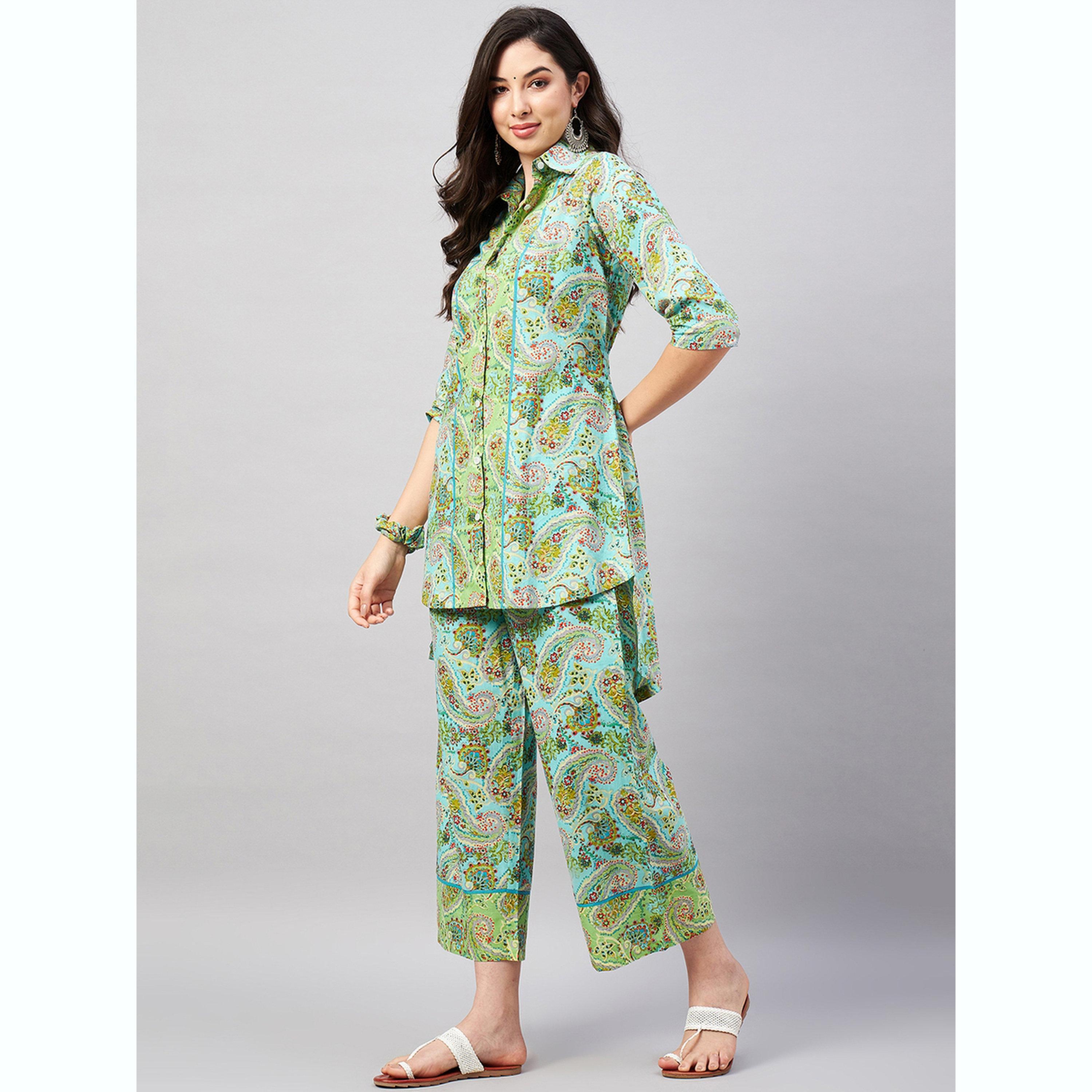 طقم منسق من بلوزة بطبعة بيزلي مع بنطال-women-clothing-coordsets-image-3