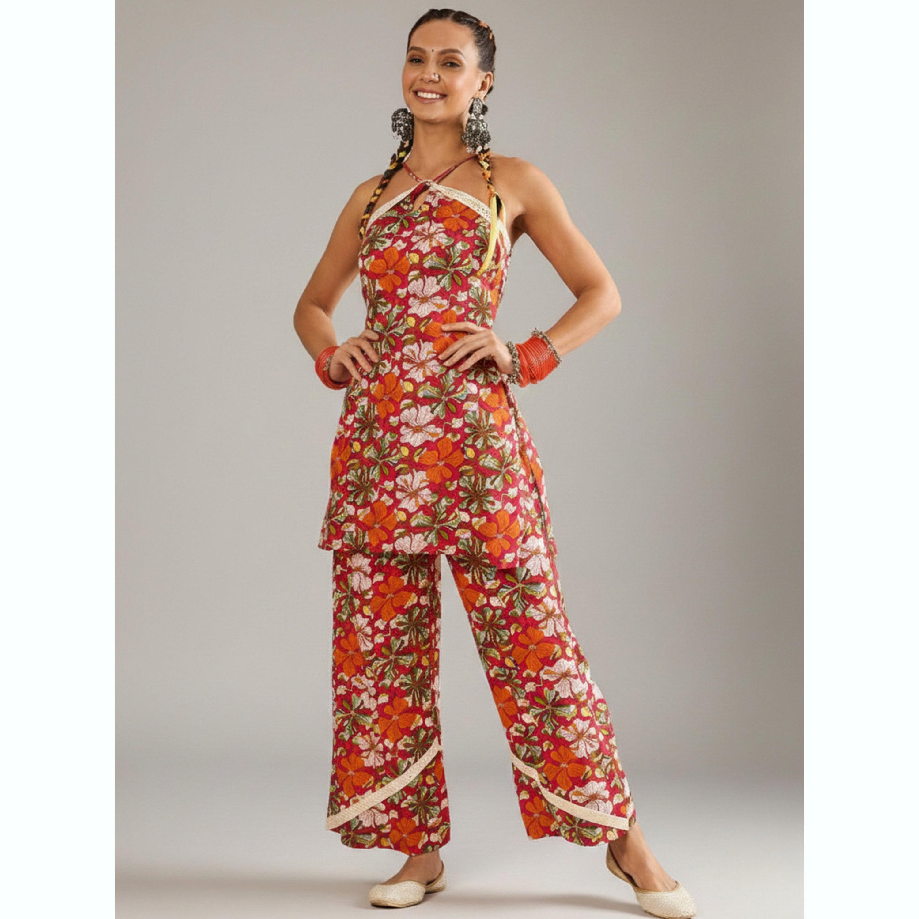 طقم من بلوزة بياقة هولتر بنقشة زهور وبنطال-women-clothing-coordsets-image-1