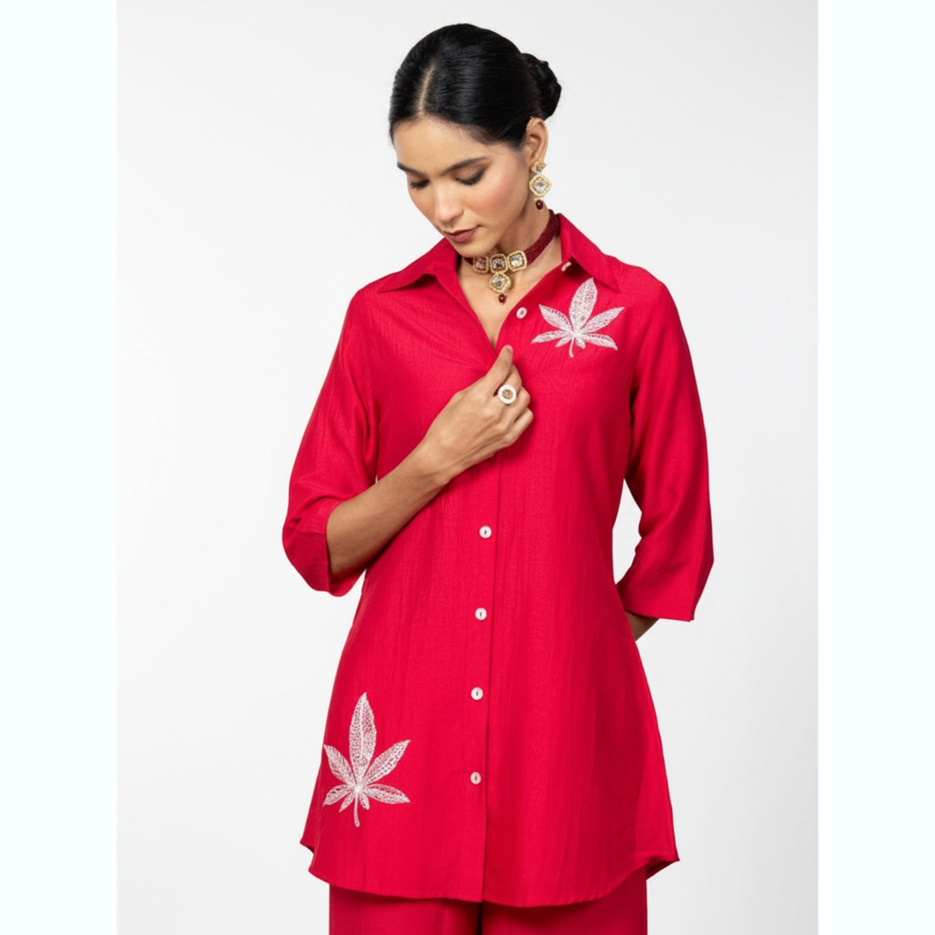 طقم قميص مطرز وبنطال بأرجل واسعة-women-clothing-coordsets-image-4