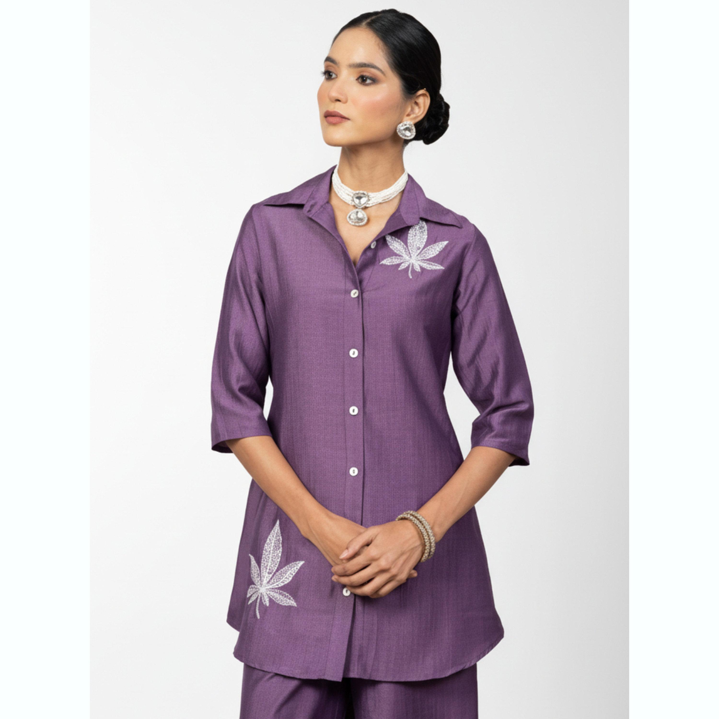 طقم قميص مطرز وبنطال بأرجل واسعة-women-clothing-coordsets-image-3