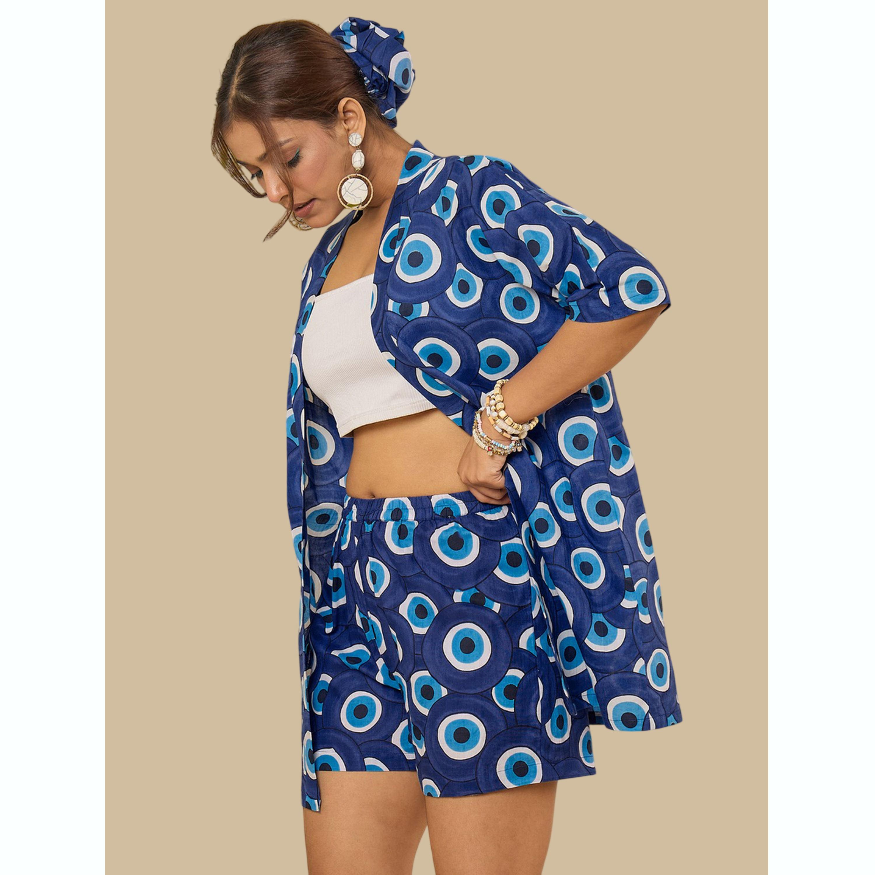 طقم كيمونو وبلوزة وشورت بطبعة عين الشر-women-clothing-coordsets-image-3