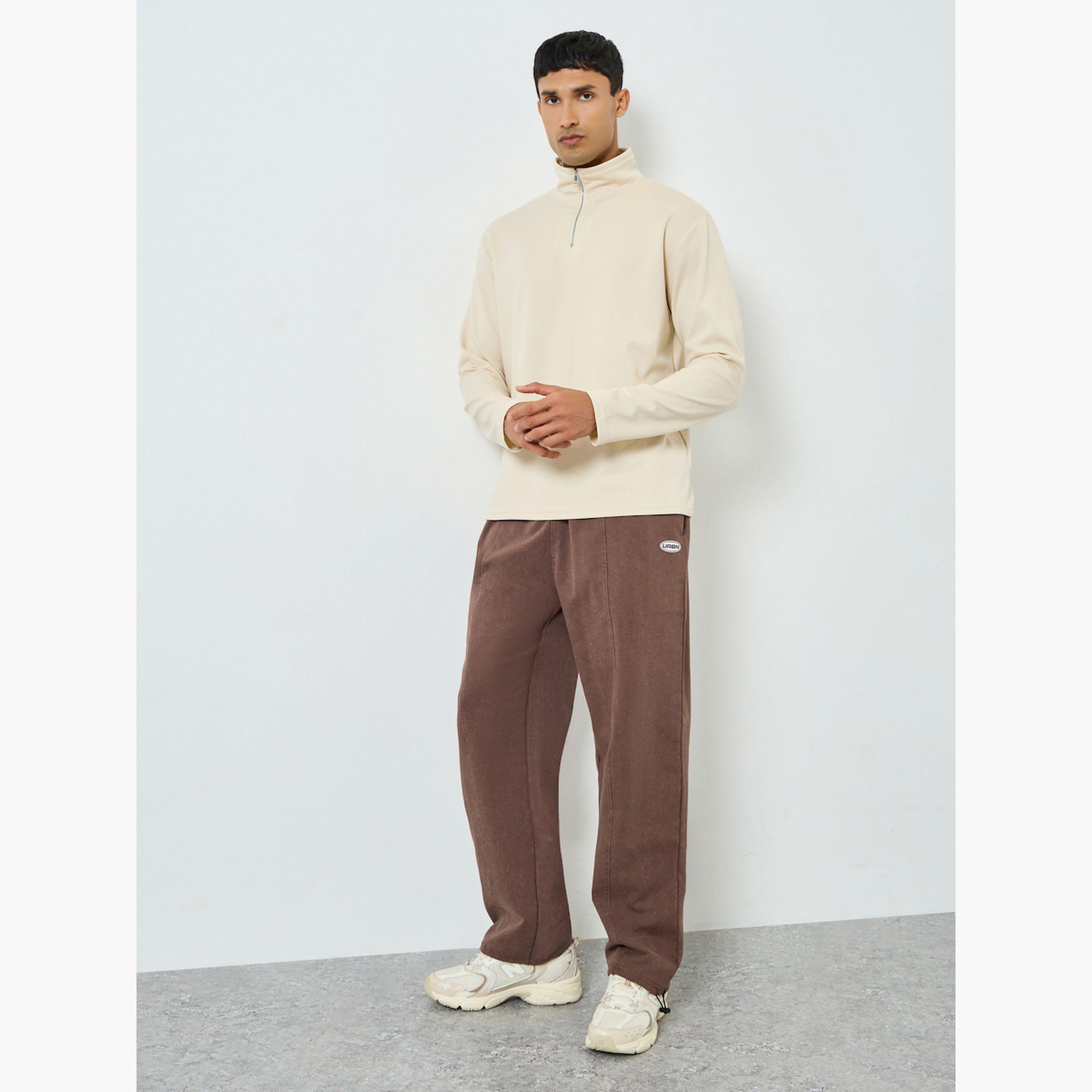 جوغر باهت بقصة مريحة للرجال-men-clothing-bottoms-joggers-image-2