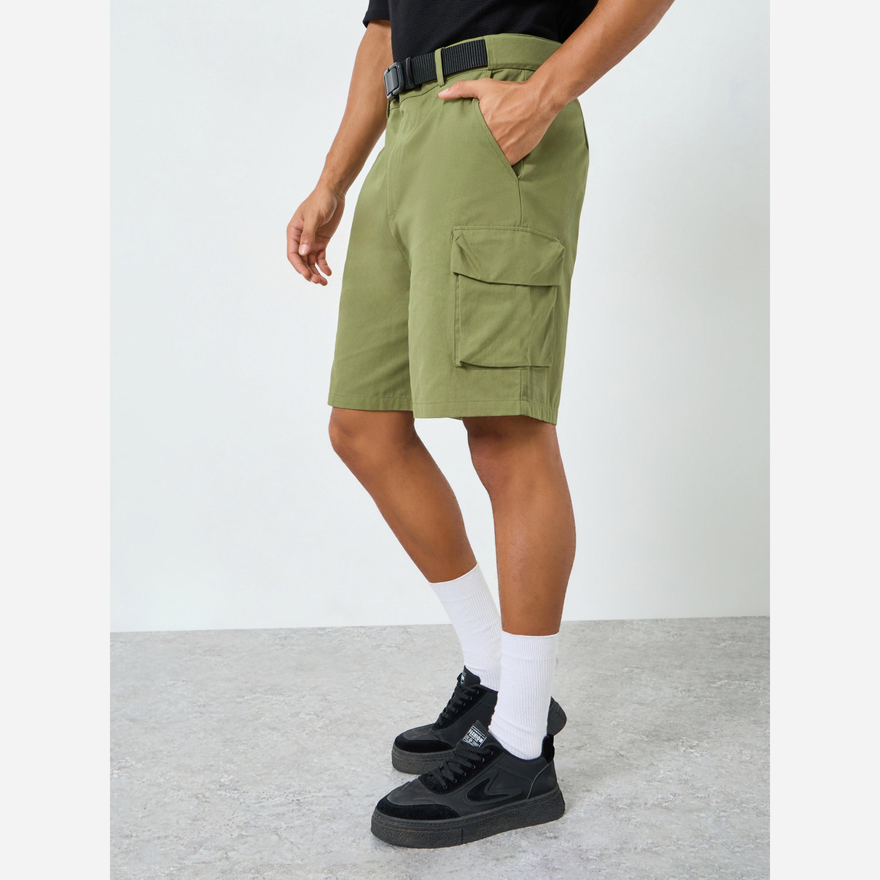 ستايلي - شورت رجالي مقاس واسع لون الزيتون-men-clothing-bottoms-shorts-image-1