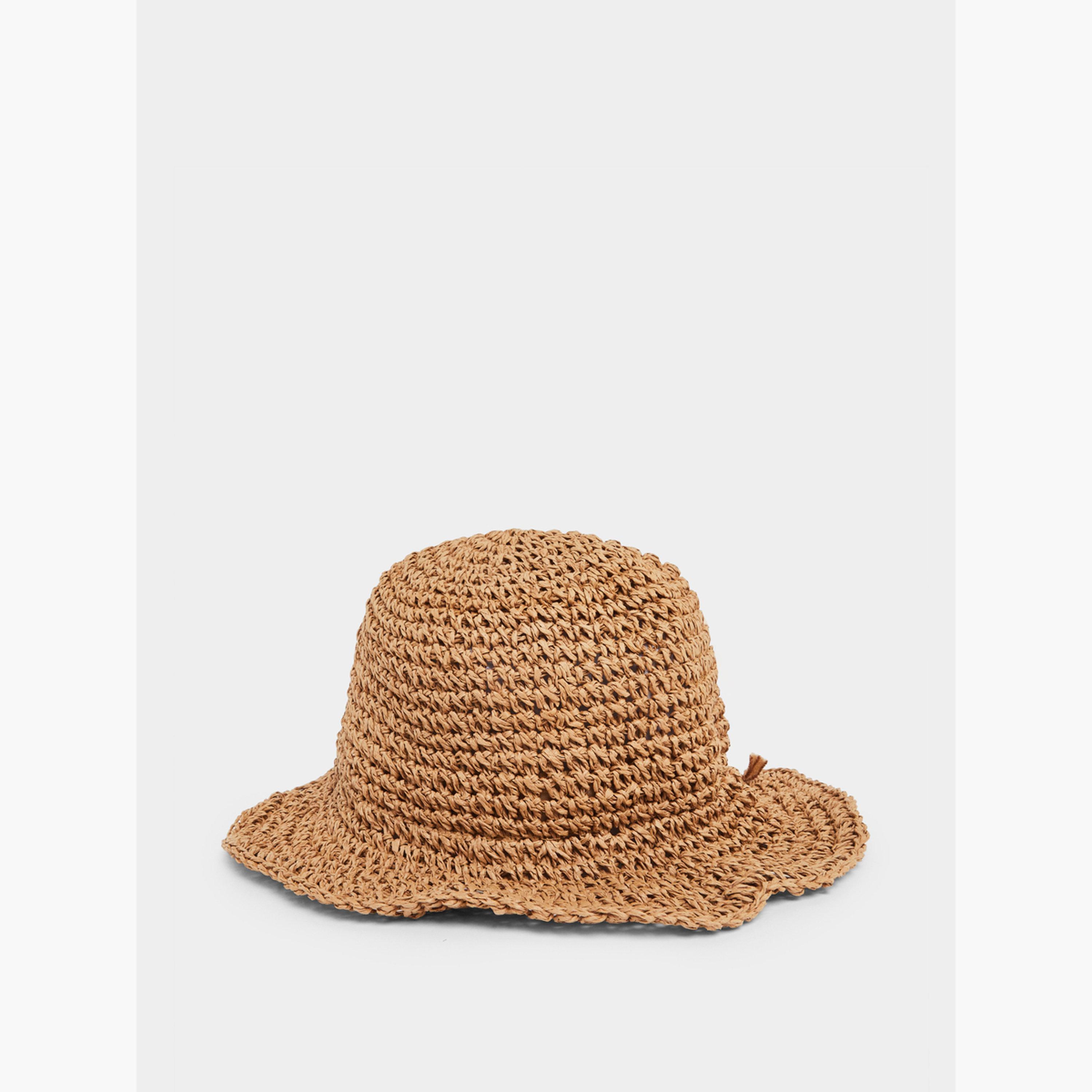 قبعة شمس بتفاصيل فيونكة-women-clothingaccessories-capsandhats-image-2