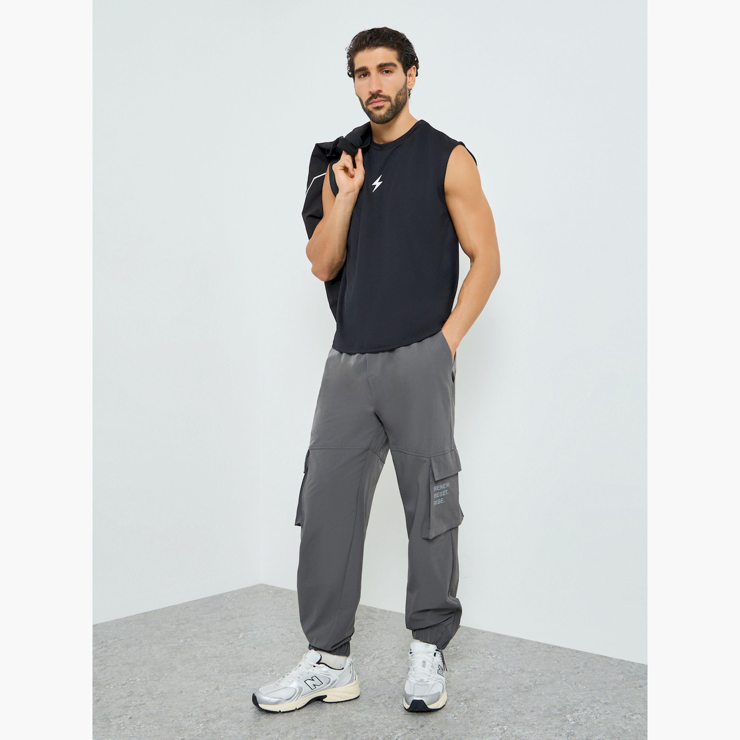 بنطال رياضي رجالي كارجو قصة مريحة-men-clothing-sportswearandactivewear-bottoms-joggers-image-2