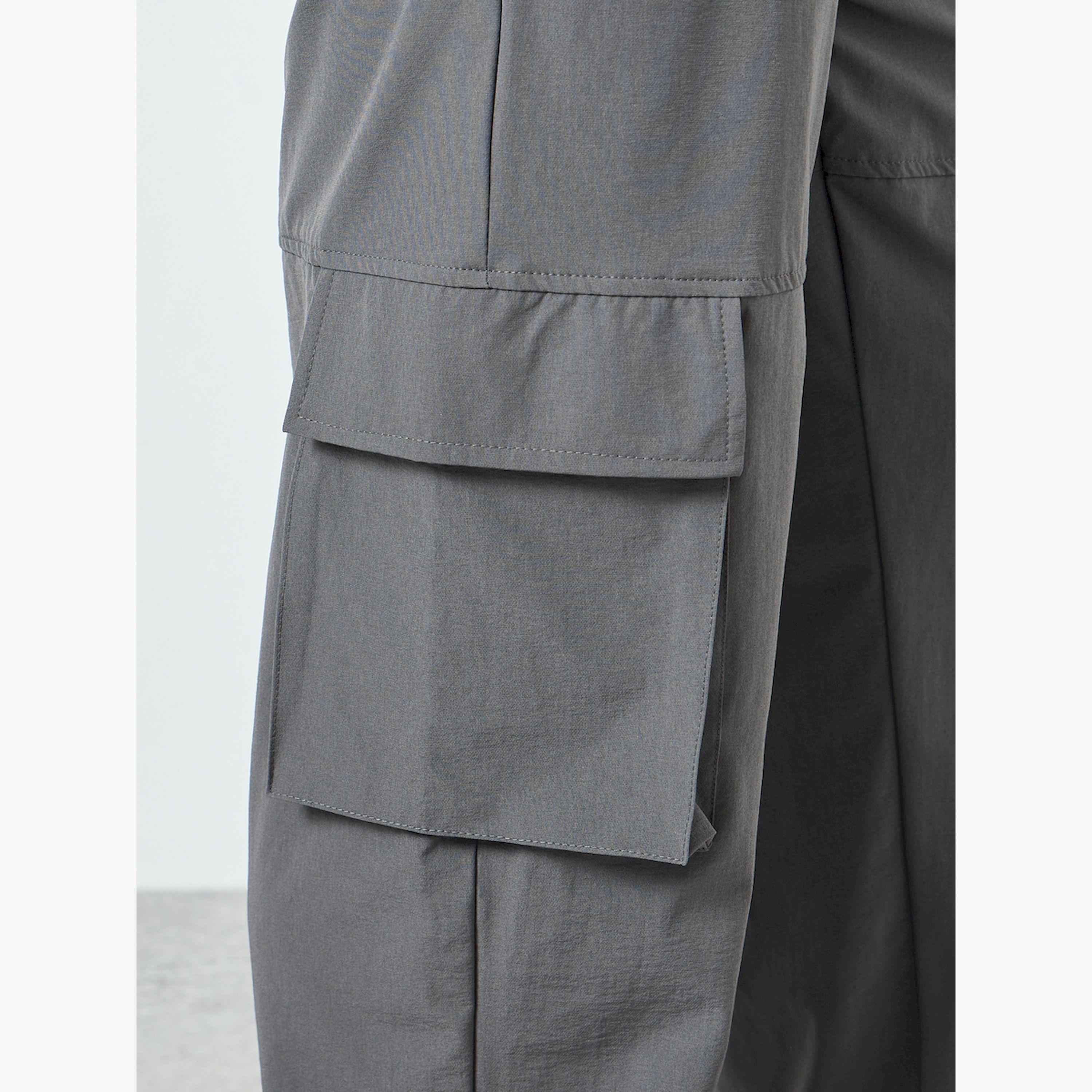 Styli Men Relaxed Fit Cargo Track Pants-men-clothing-sportswearandactivewear-bottoms-joggers-image-3