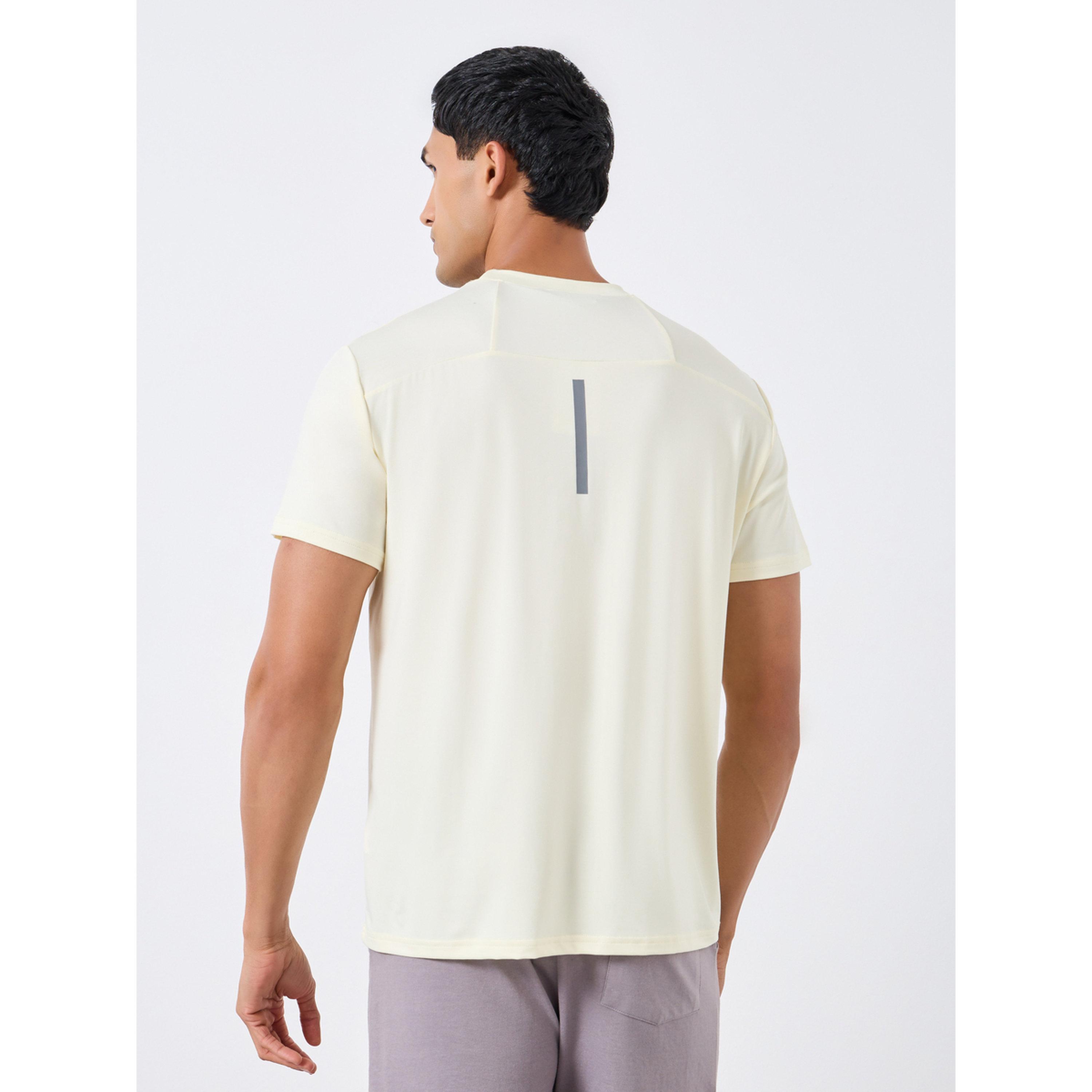 تيشيرت جري بطبعة شعار وقصة مريحة-men-clothing-sportswearandactivewear-tshirtsandpolos-image-3