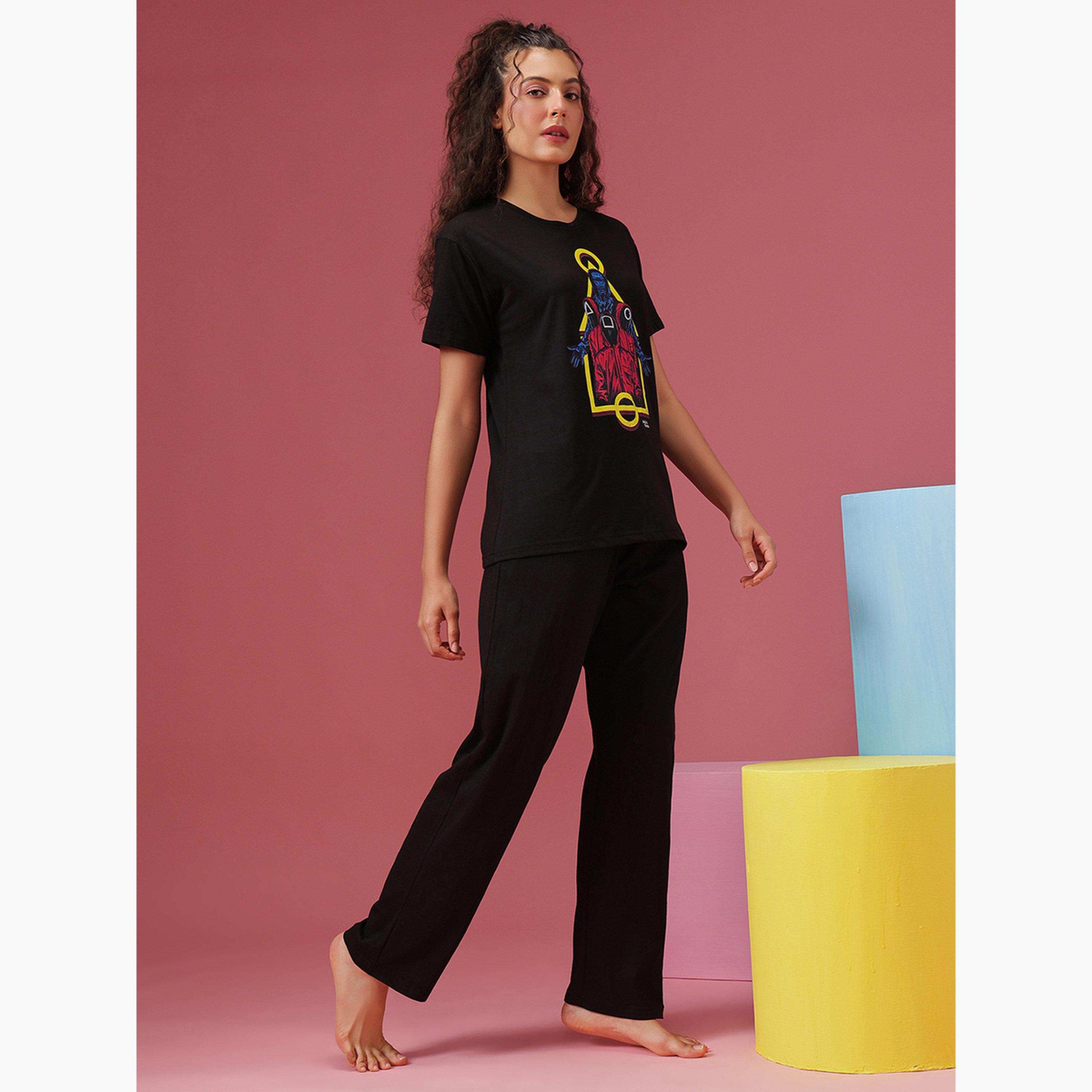 Clovia Cotton Graphic Print T-Shirt and Pyjama Set-women-clothing-nightwear-pyjamas-longsets-image-3