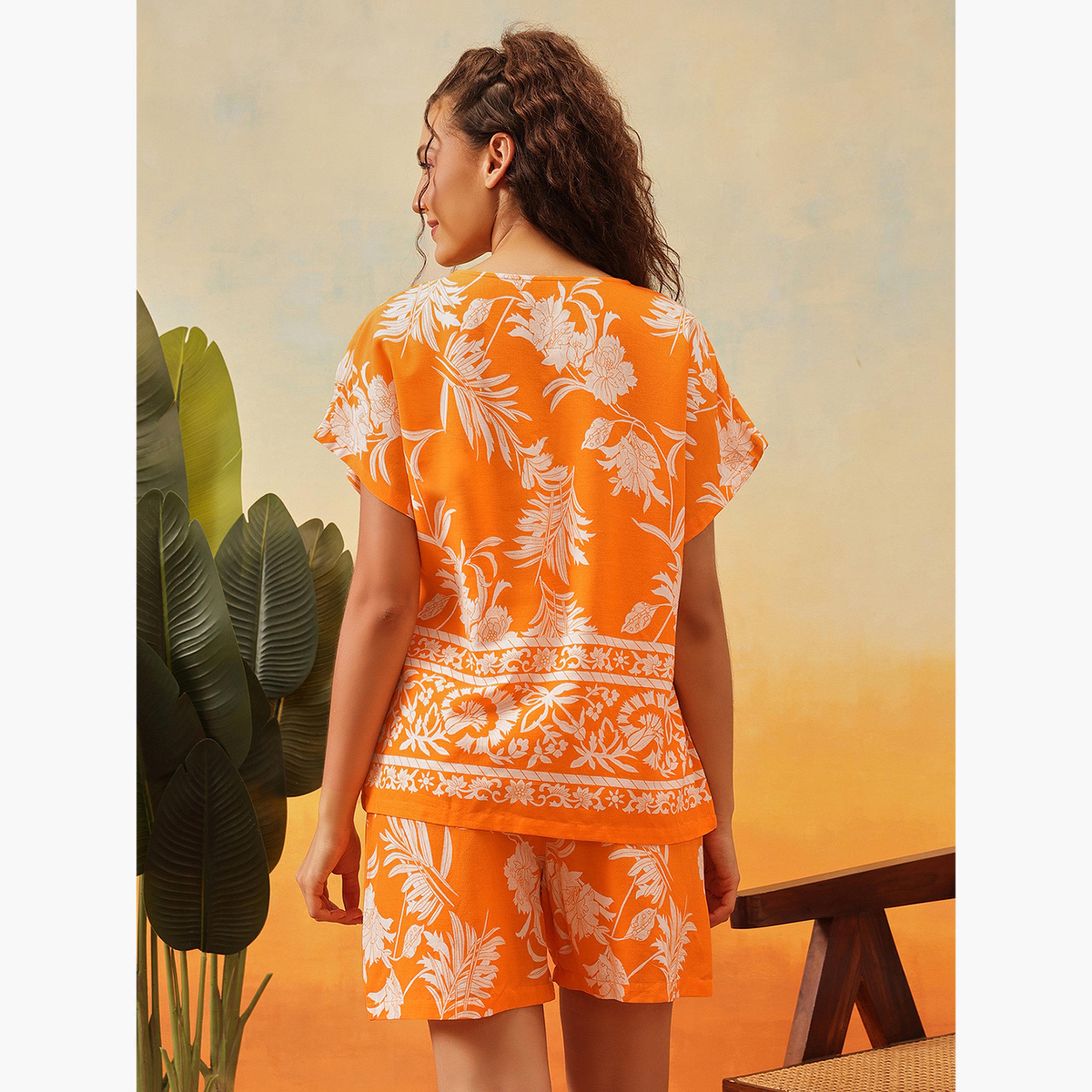 كلوفيا - طقم بلوزة وشورت بطبعة أوراق الشجر الزهرية من الرايون-women-clothing-nightwear-pyjamas-shortsets-image-3