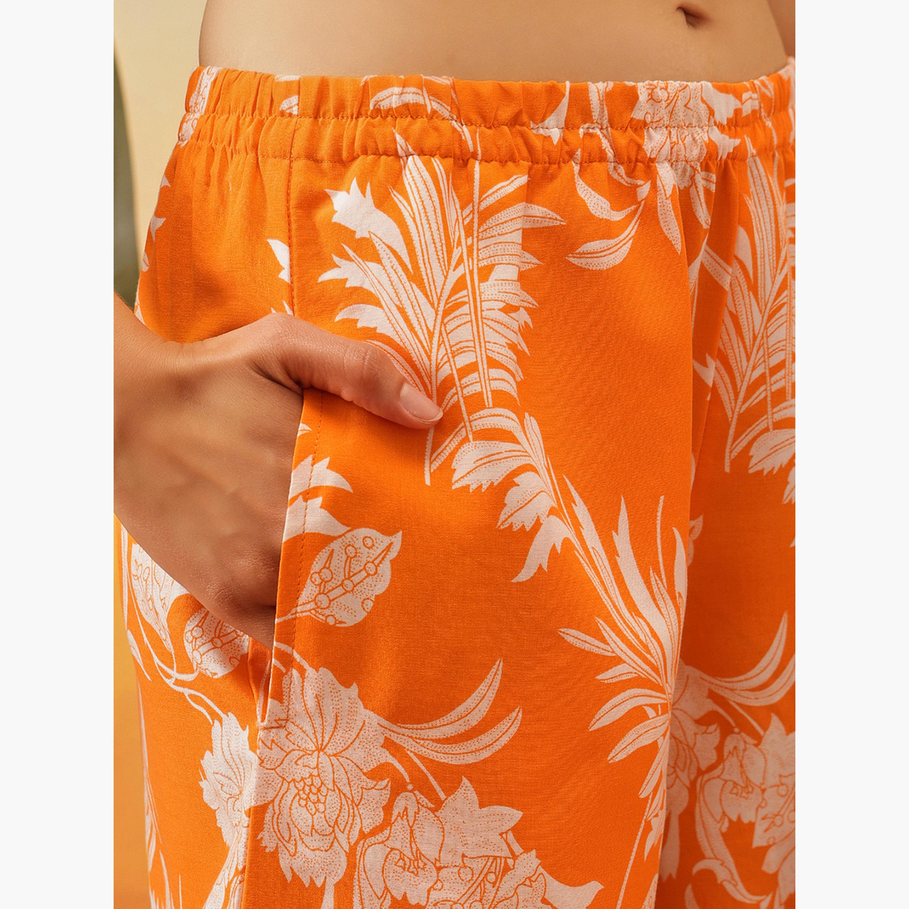 كلوفيا - طقم بلوزة وشورت بطبعة أوراق الشجر الزهرية من الرايون-women-clothing-nightwear-pyjamas-shortsets-image-5