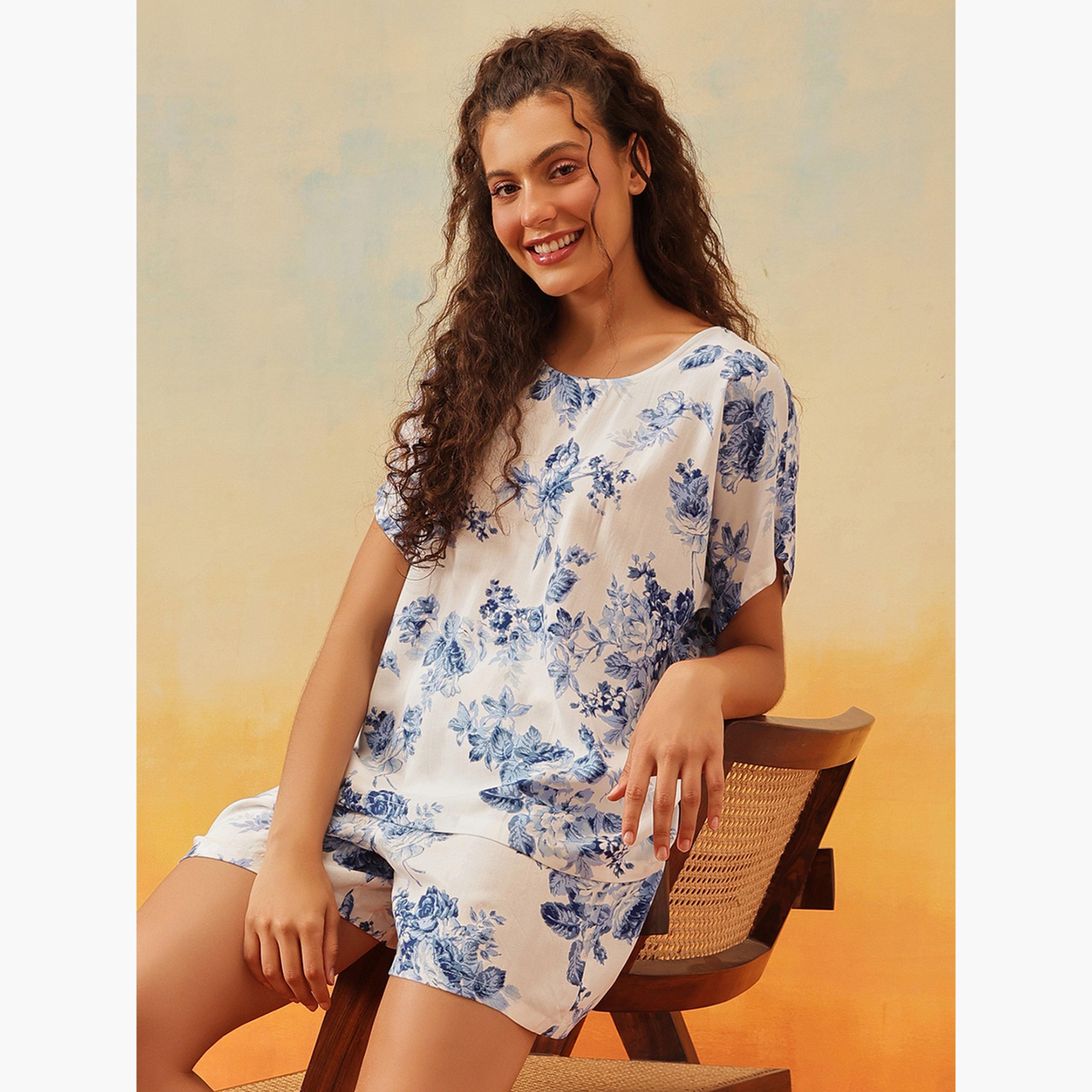 كلوفيا - بلوزة وشورت بطبعة زهور حرير صناعي-women-clothing-nightwear-pyjamas-shortsets-image-5