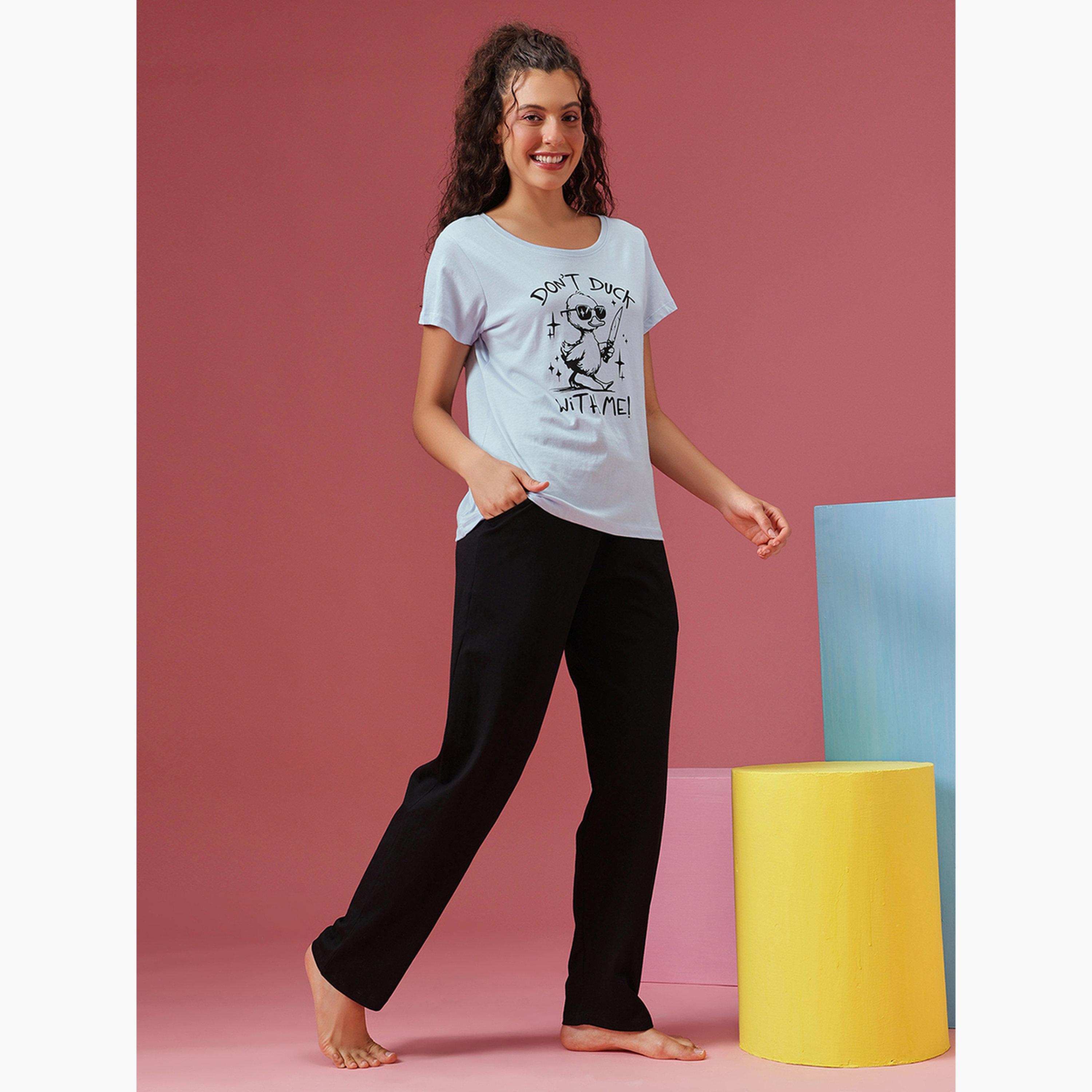 Clovia Graphic Print T-Shirt and Pyjama Set 100% Cotton-women-clothing-nightwear-pyjamas-longsets-image-3