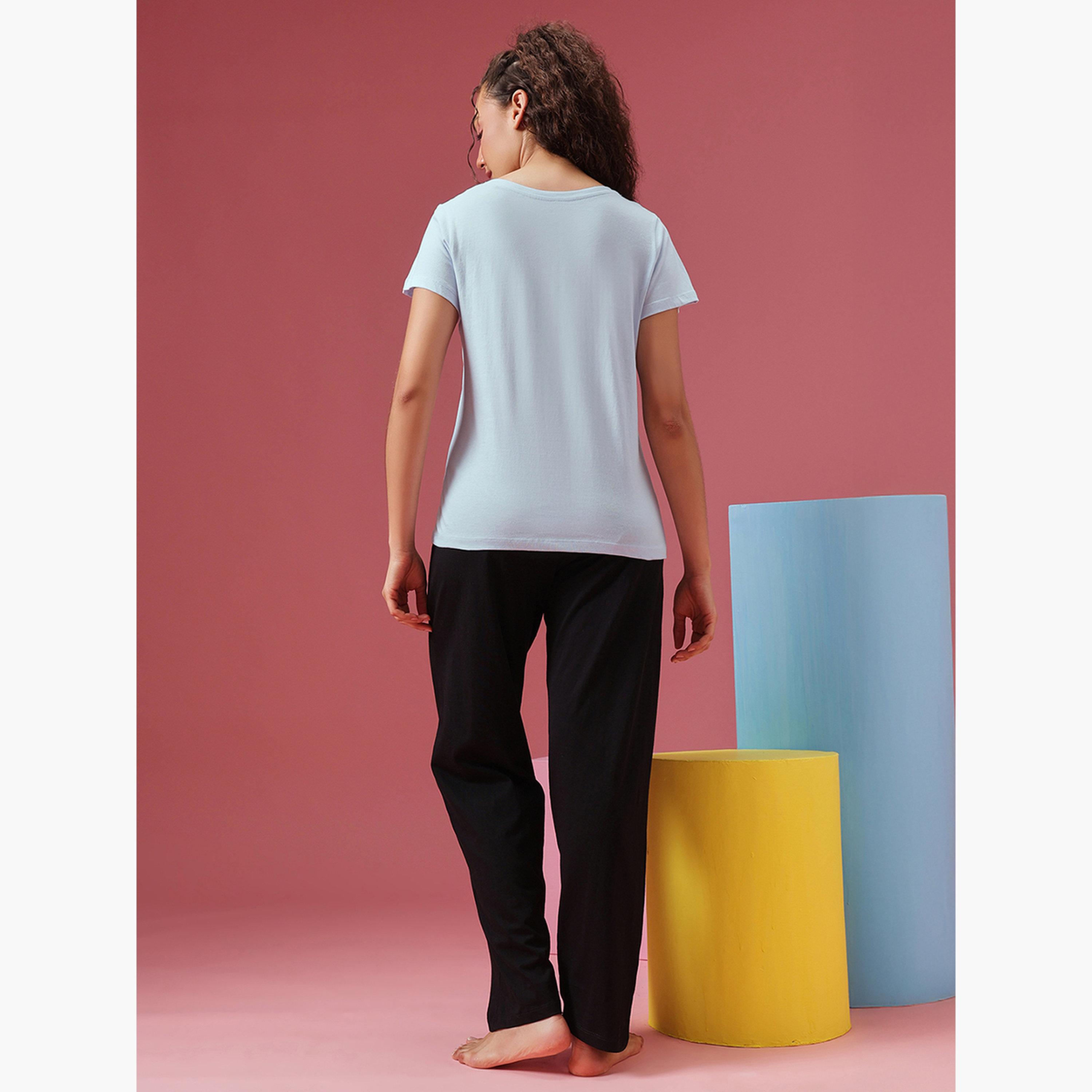 Clovia Graphic Print T-Shirt and Pyjama Set 100% Cotton-women-clothing-nightwear-pyjamas-longsets-image-4
