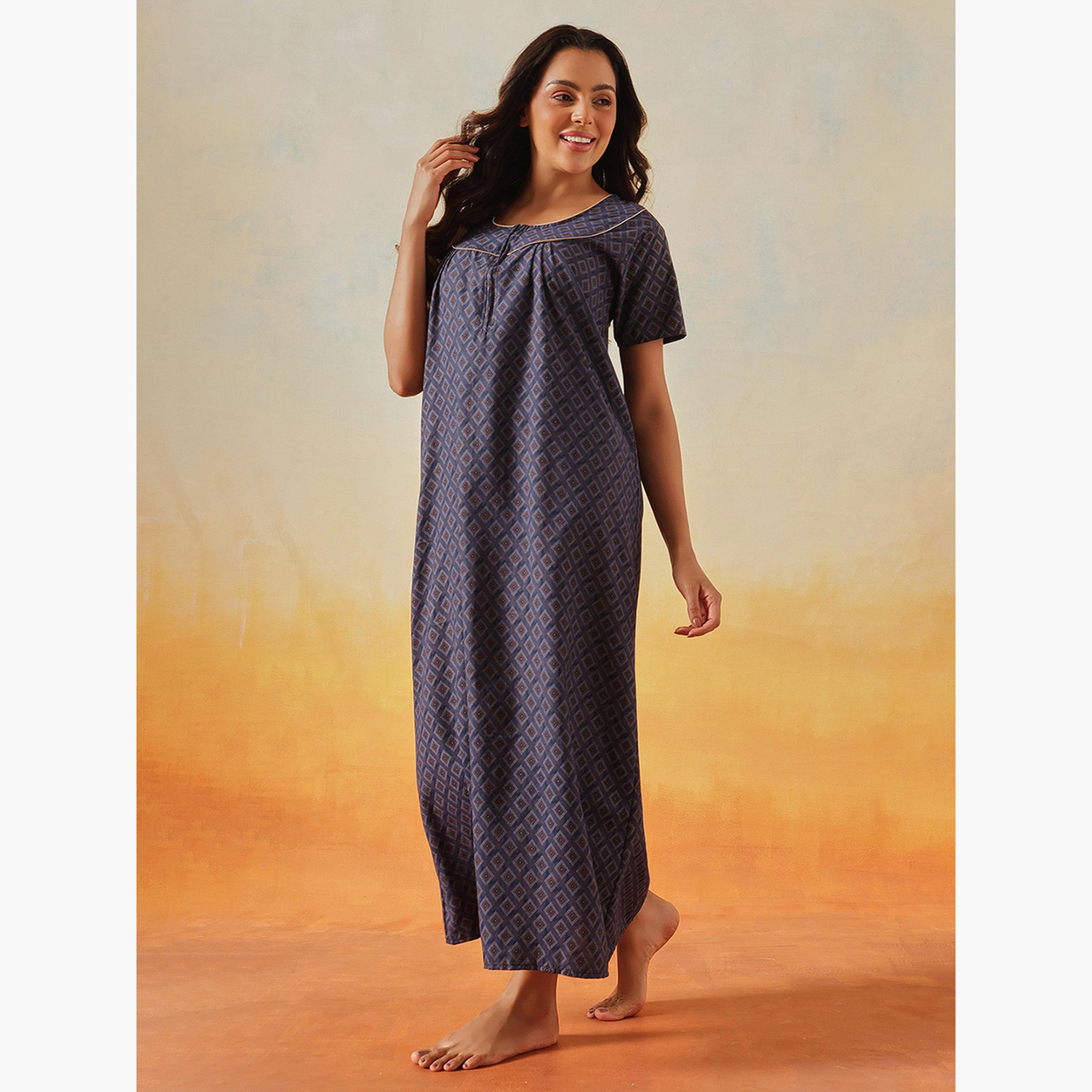 Clovia Geometric Print Long Nightdress - Cotton-women-clothing-nightwear-nighties-image-3