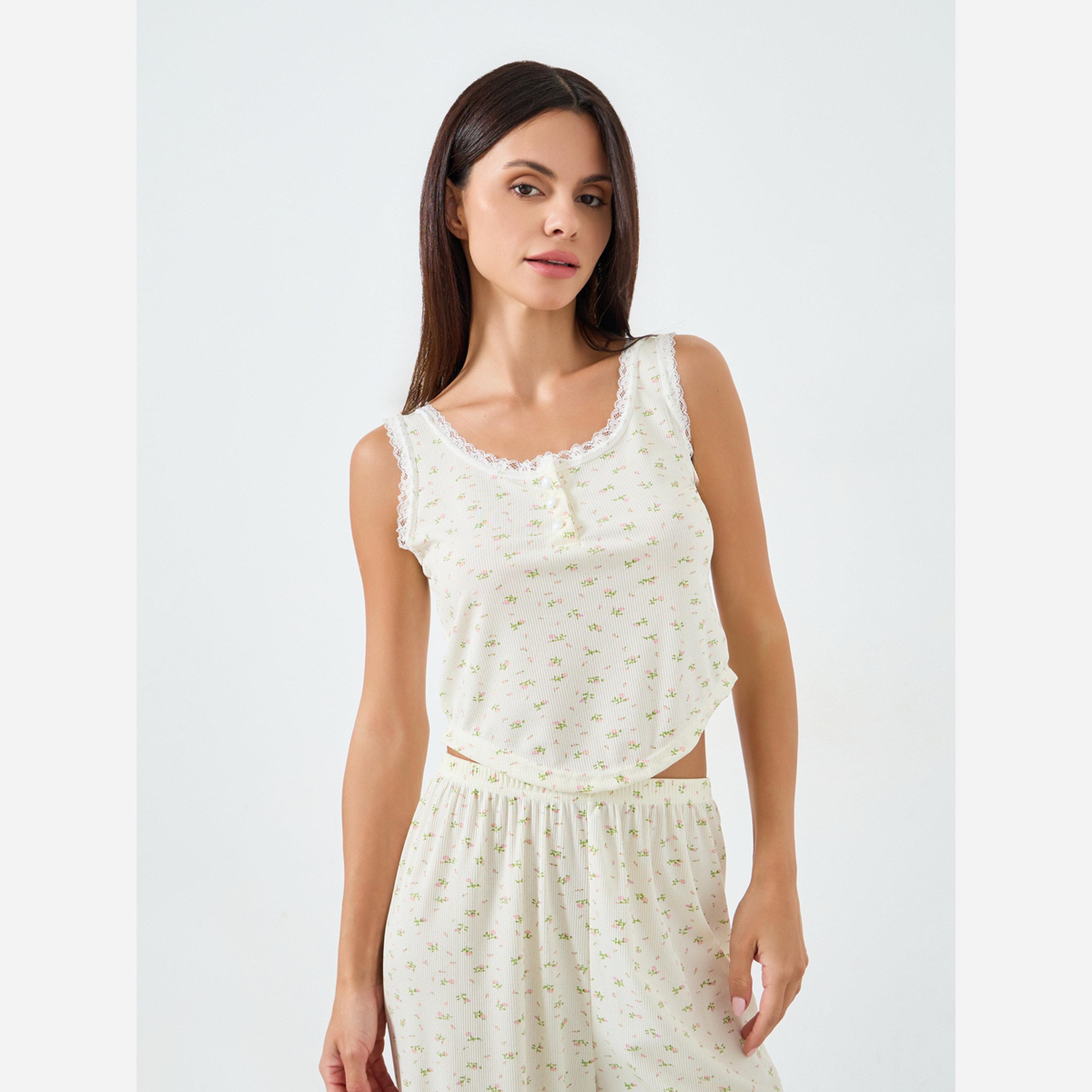 Styli 3 PACK DITSY FLORAL PLACKET LACE DETAIL CAMI BUTTON THROUGH SHIRT & PJ LONG SET-women-clothing-nightwear-pyjamas-longsets-image-4