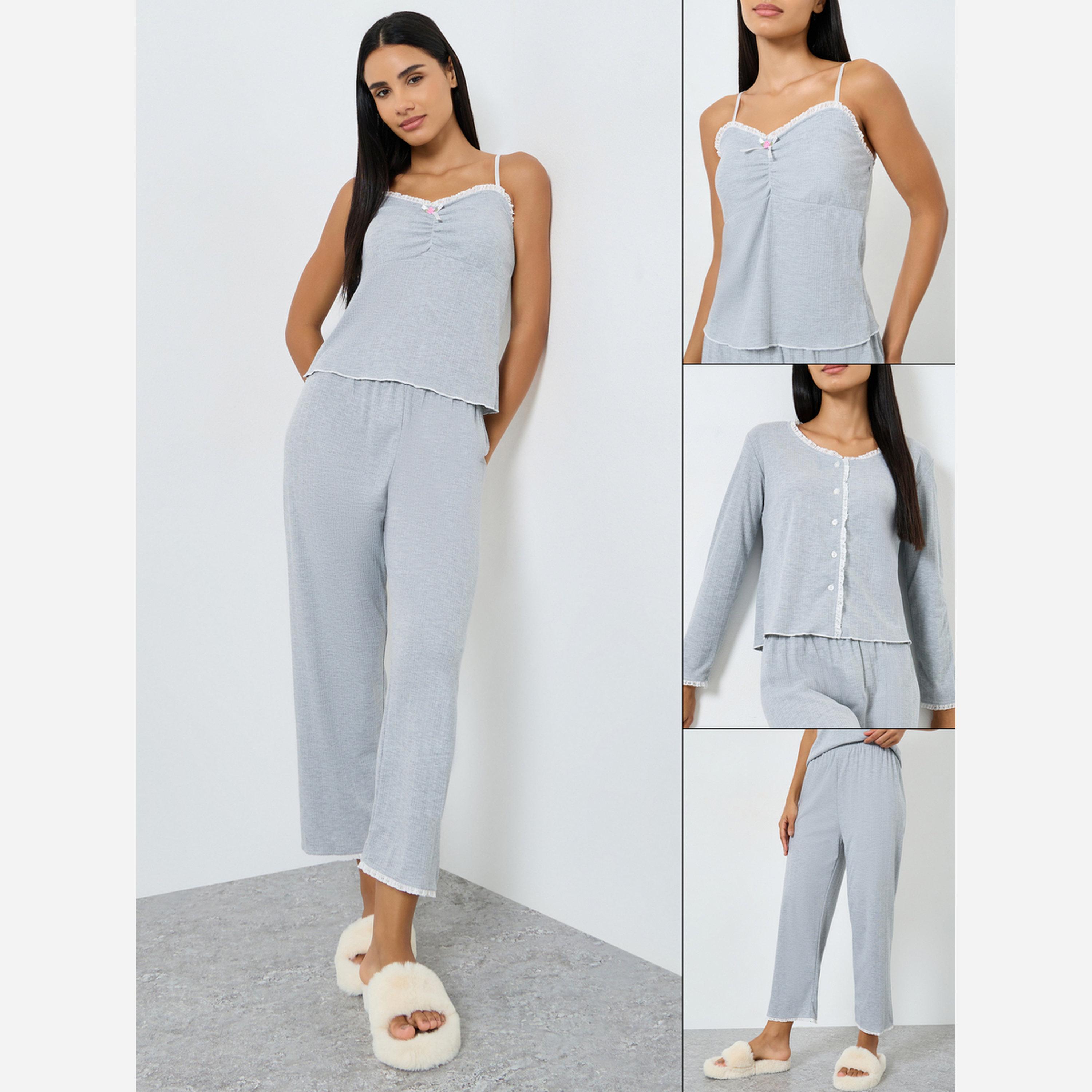 ستايلي - بيجاما 3 قطع -لوزة داخلية مع كشكشة أمامية وتفاصيل دانتيل، قميص وشورت-women-clothing-nightwear-pyjamas-longsets-image-1
