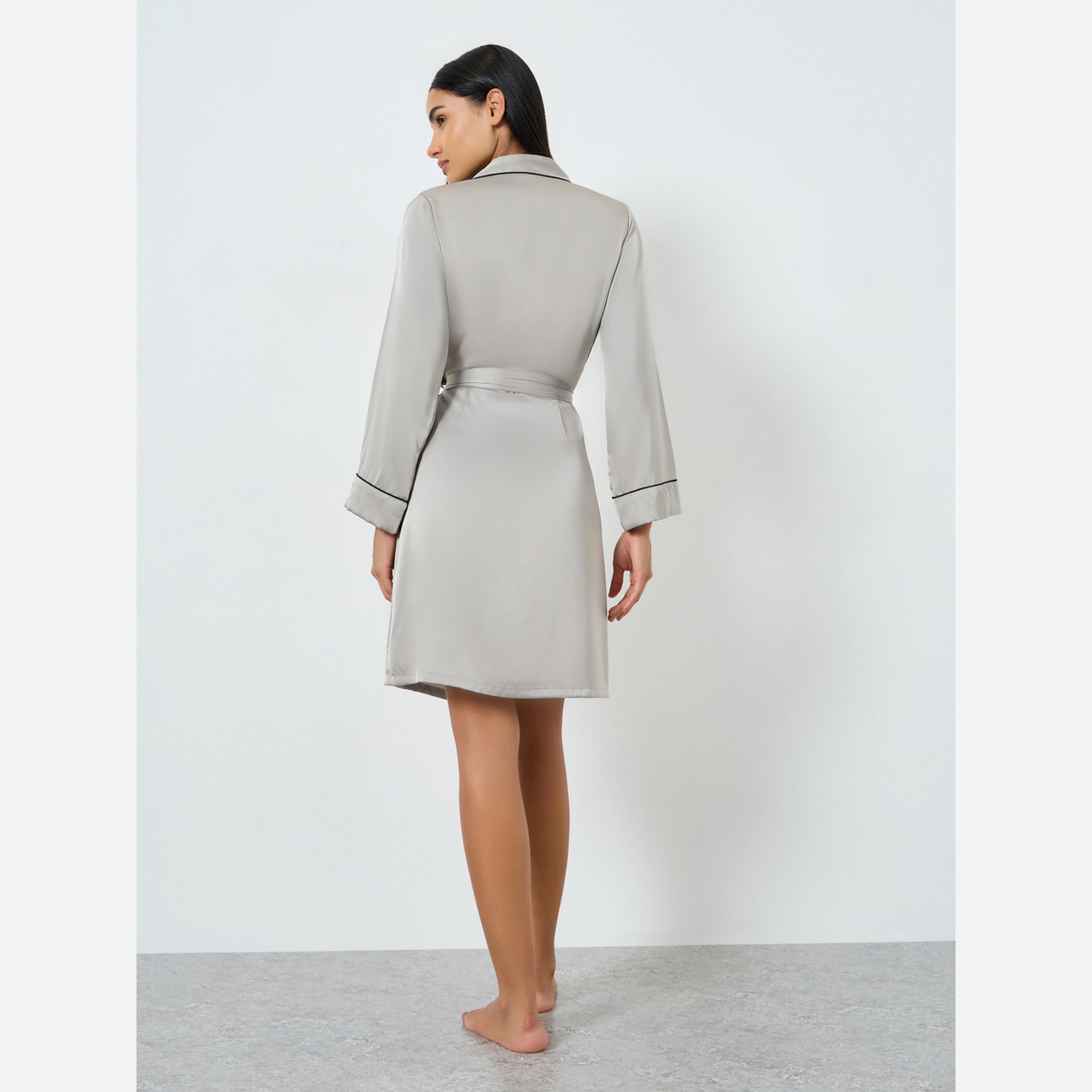 ستايلي - روب ساتان مزين بحواف متدرجة الألوان-women-clothing-nightwear-robes-image-4