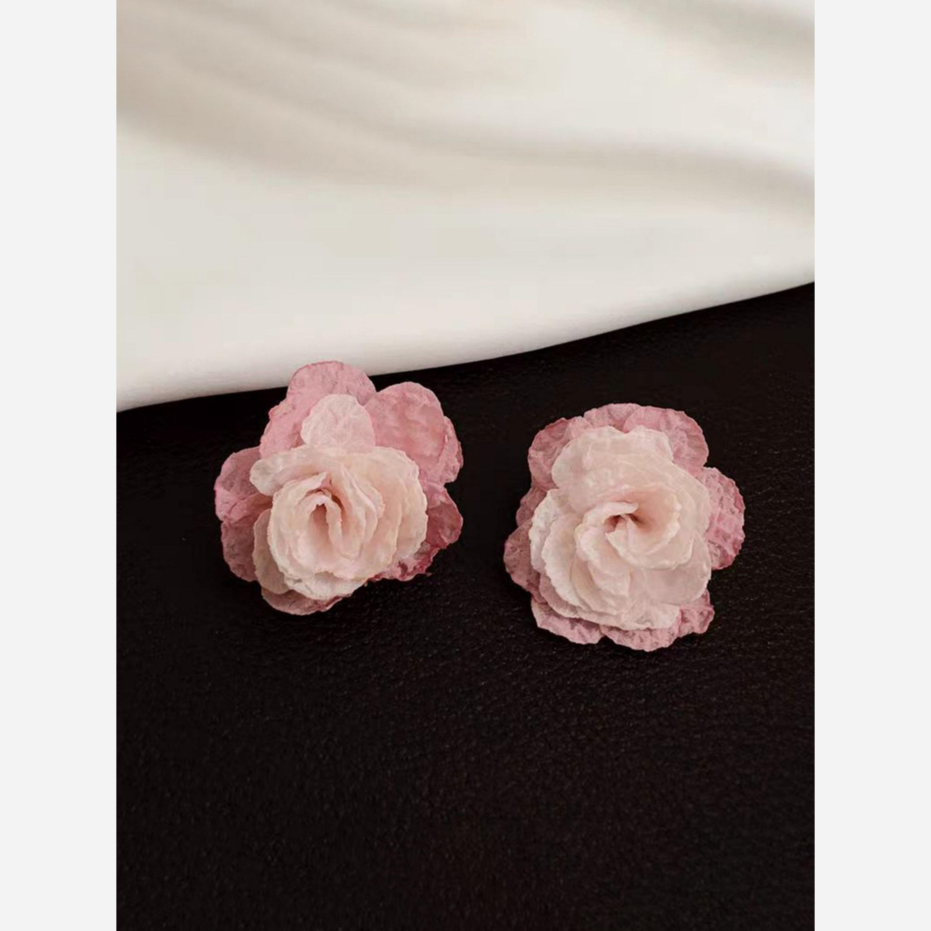 تيك تو - أقراط مزخرفة بالدانتيل على شكل زهرة ثلاثية الأبعاد-women-watchesandjewellery-jewellery-earrings-image-5