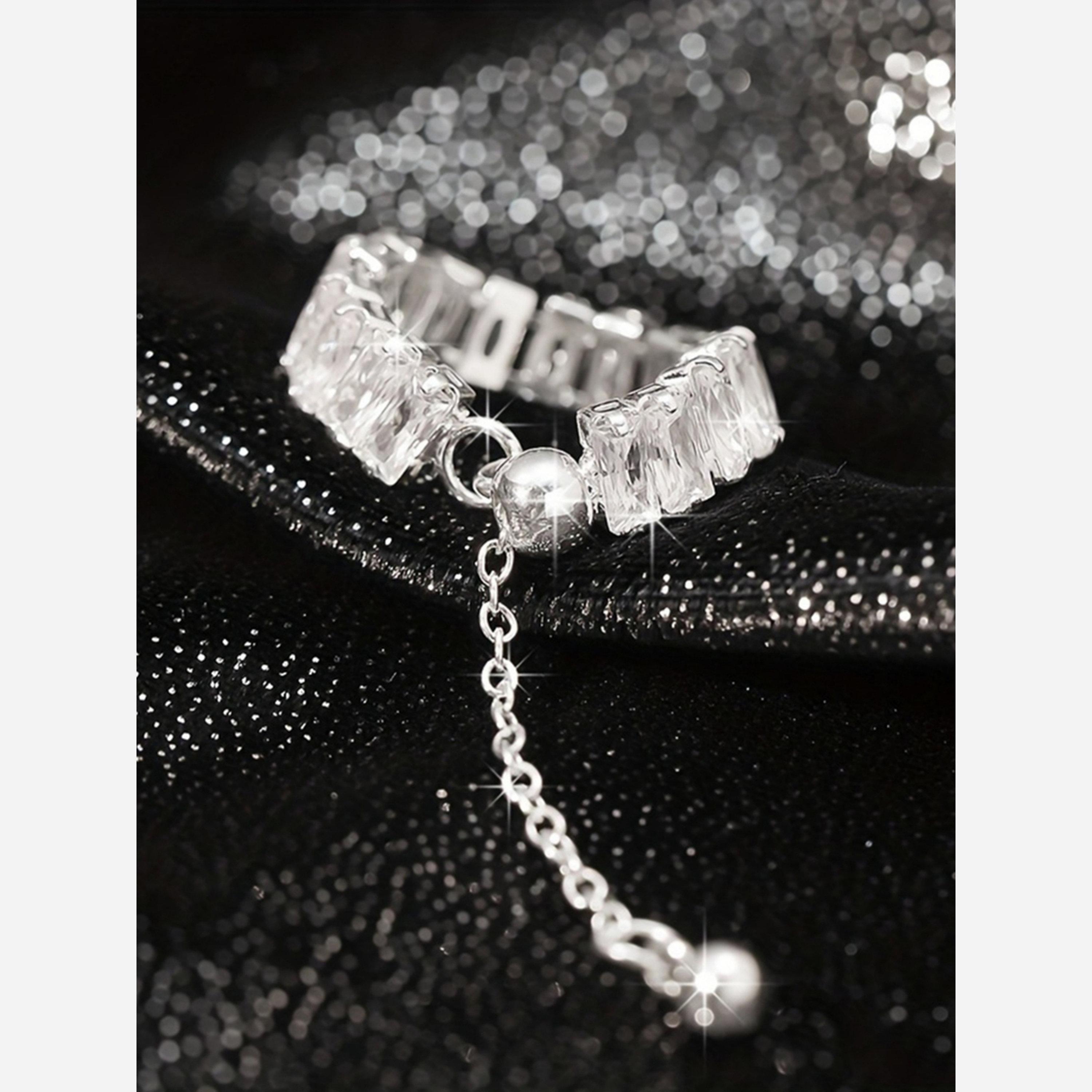 تيك تو - خاتم بسلسلة مرصعة بالكريستال البراق-women-watchesandjewellery-jewellery-rings-image-4