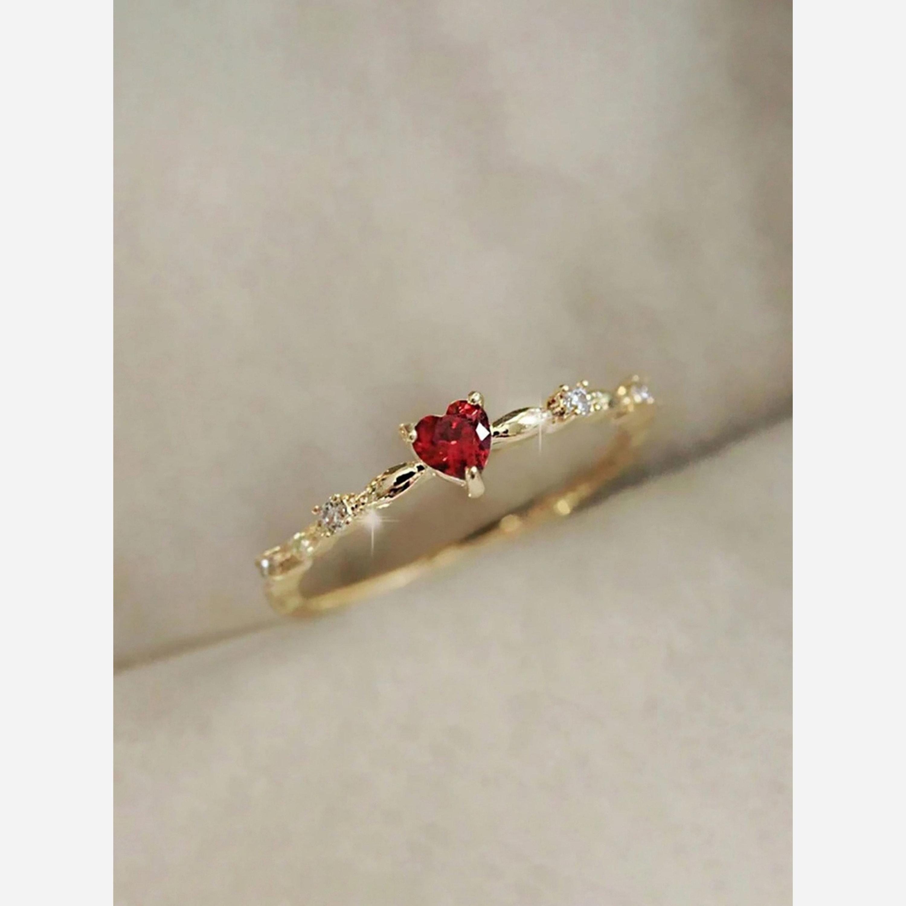 تيك تو - خاتم مرصع بأحجار الراين على شكل قلب أحمر-women-watchesandjewellery-jewellery-rings-image-3
