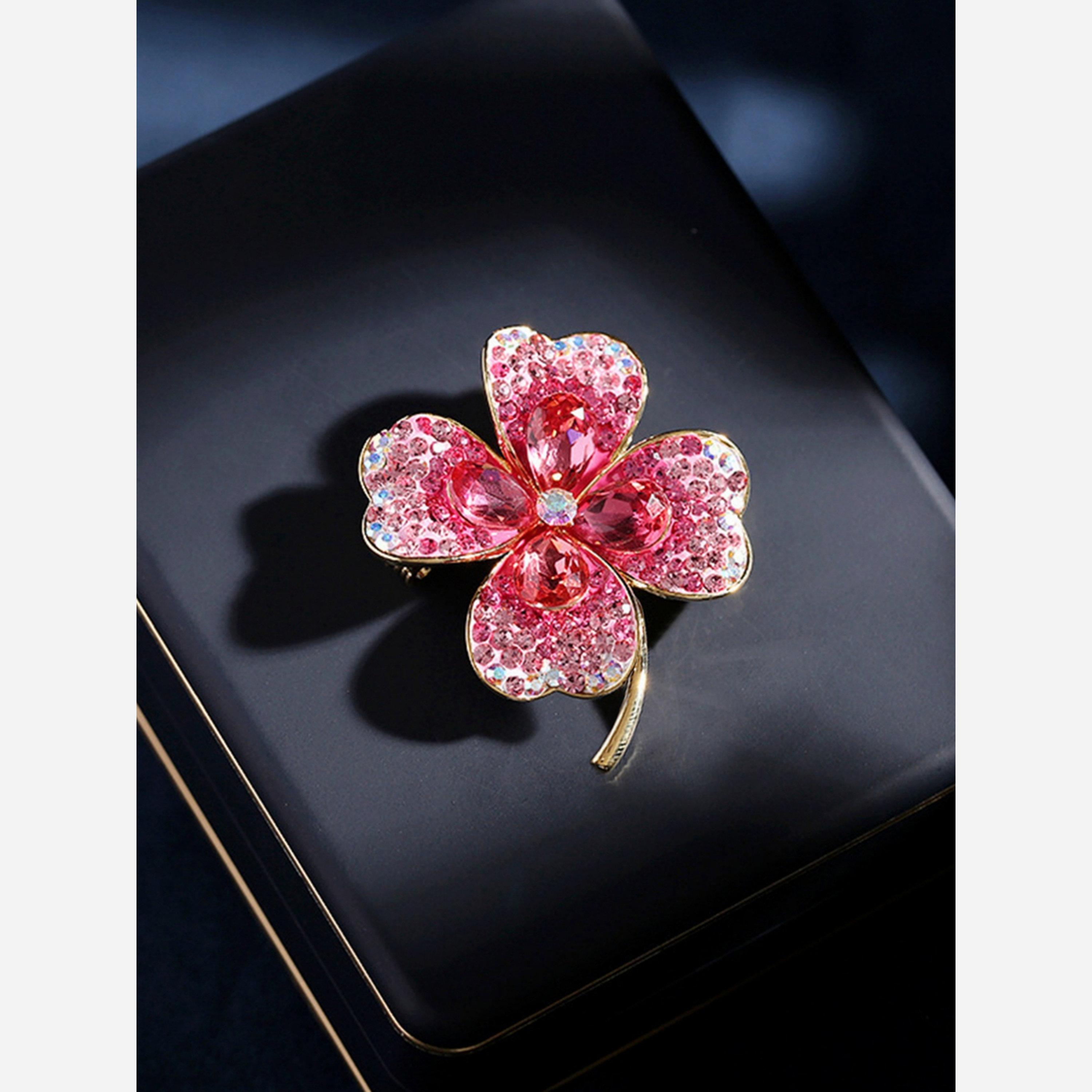 تيك تو - بروش على شكل زهرة مرصعة بأحجار الراين-women-watchesandjewellery-jewellery-brooches-image-4