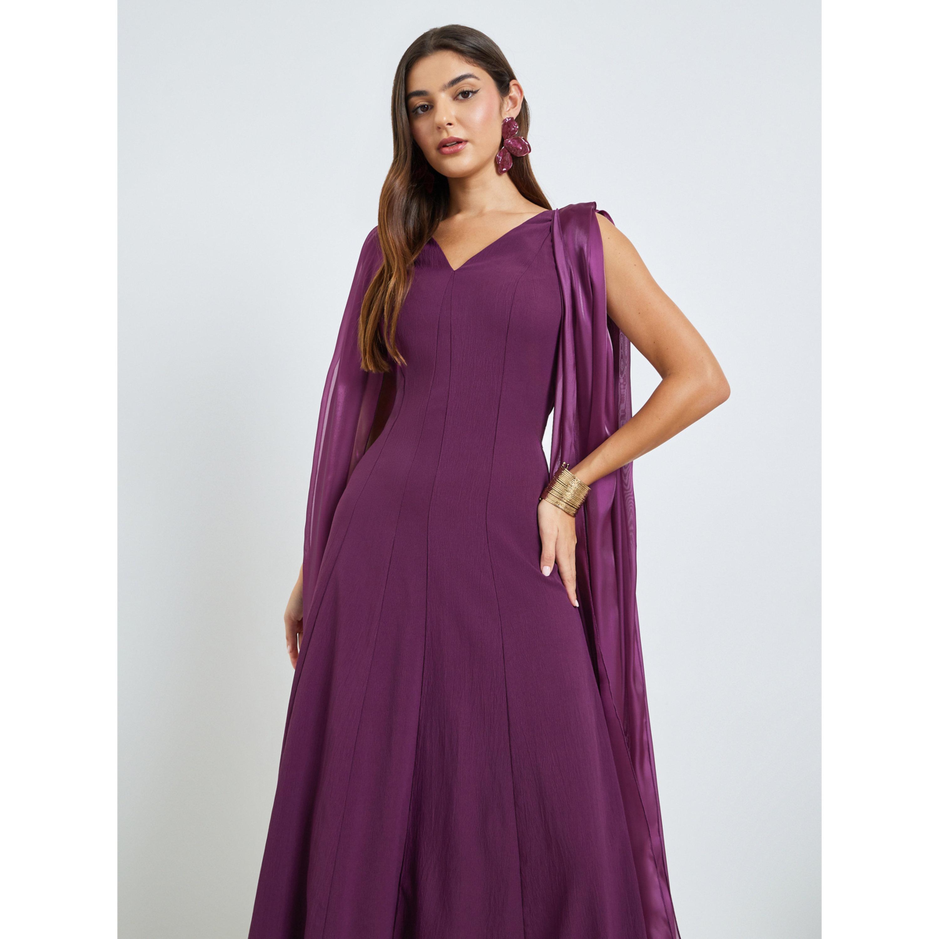 فستان طويل بحافة واسعة وتفاصيل منسدلة وبدون أكمام-women-clothing-dresses-image-2