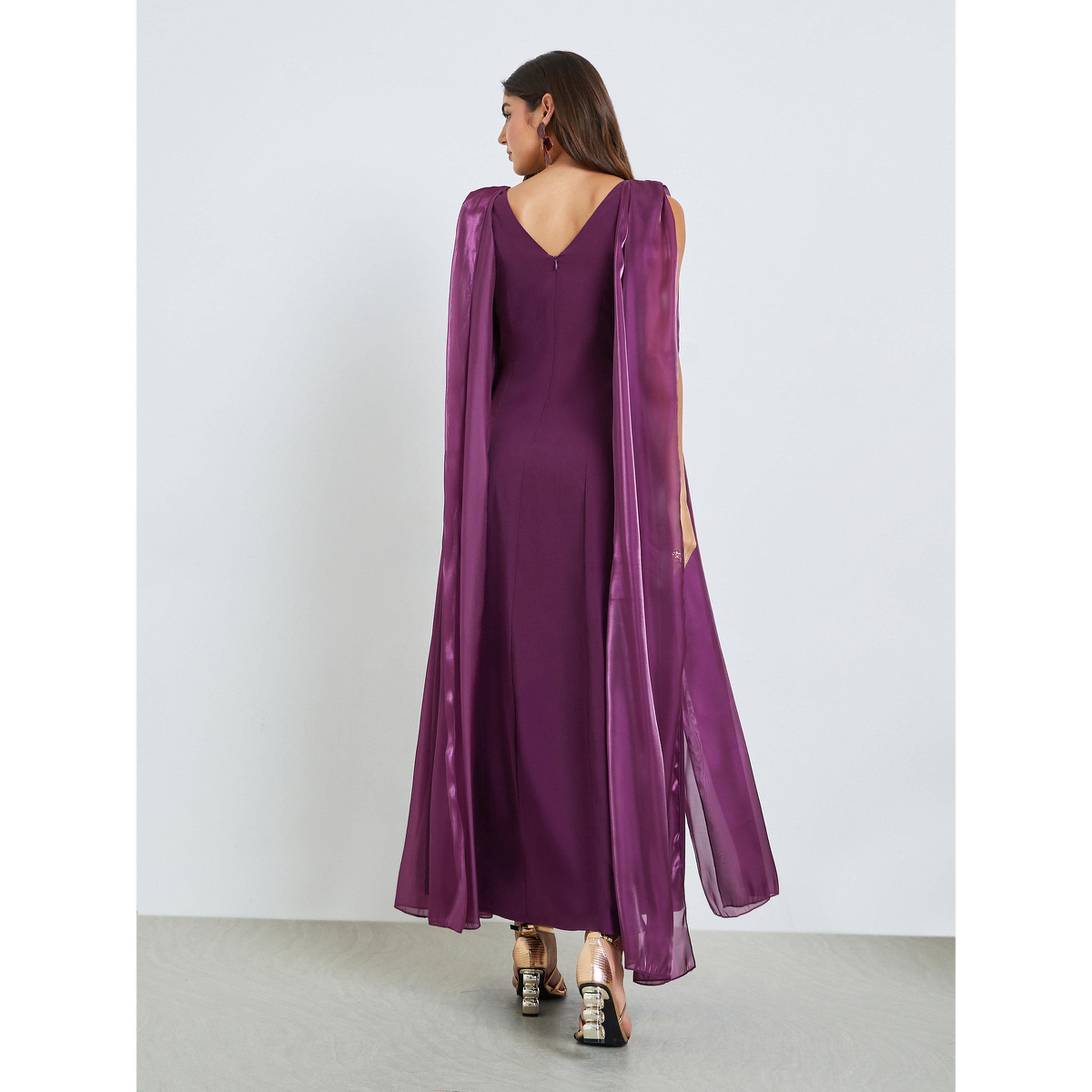 فستان طويل بحافة واسعة وتفاصيل منسدلة وبدون أكمام-women-clothing-dresses-image-4